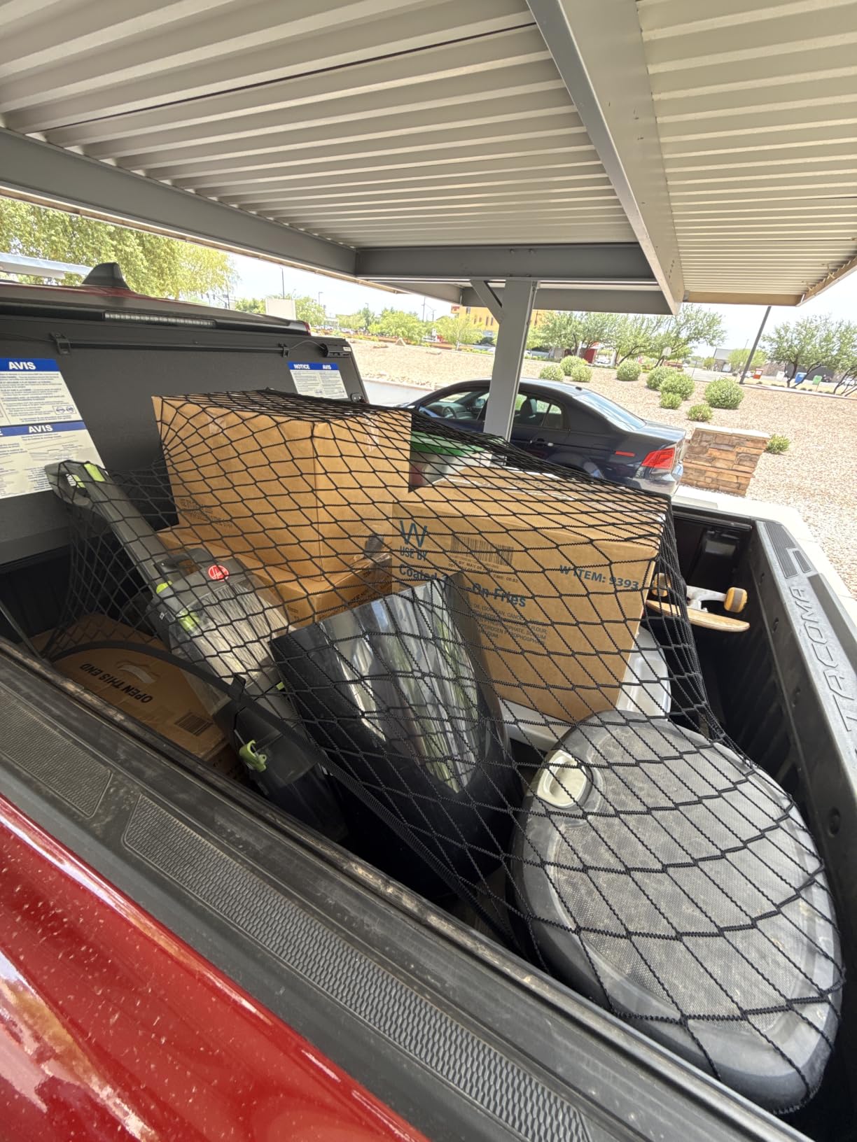 AUTOWN Cargo Net for Pickup Truck Bed with 8 Metal Carabiners & Storage Bag | Stretchable from 4'x4' to 7'x7', High Elastic Fine Mesh 1''x1'' (Single Layer) customer photo 1