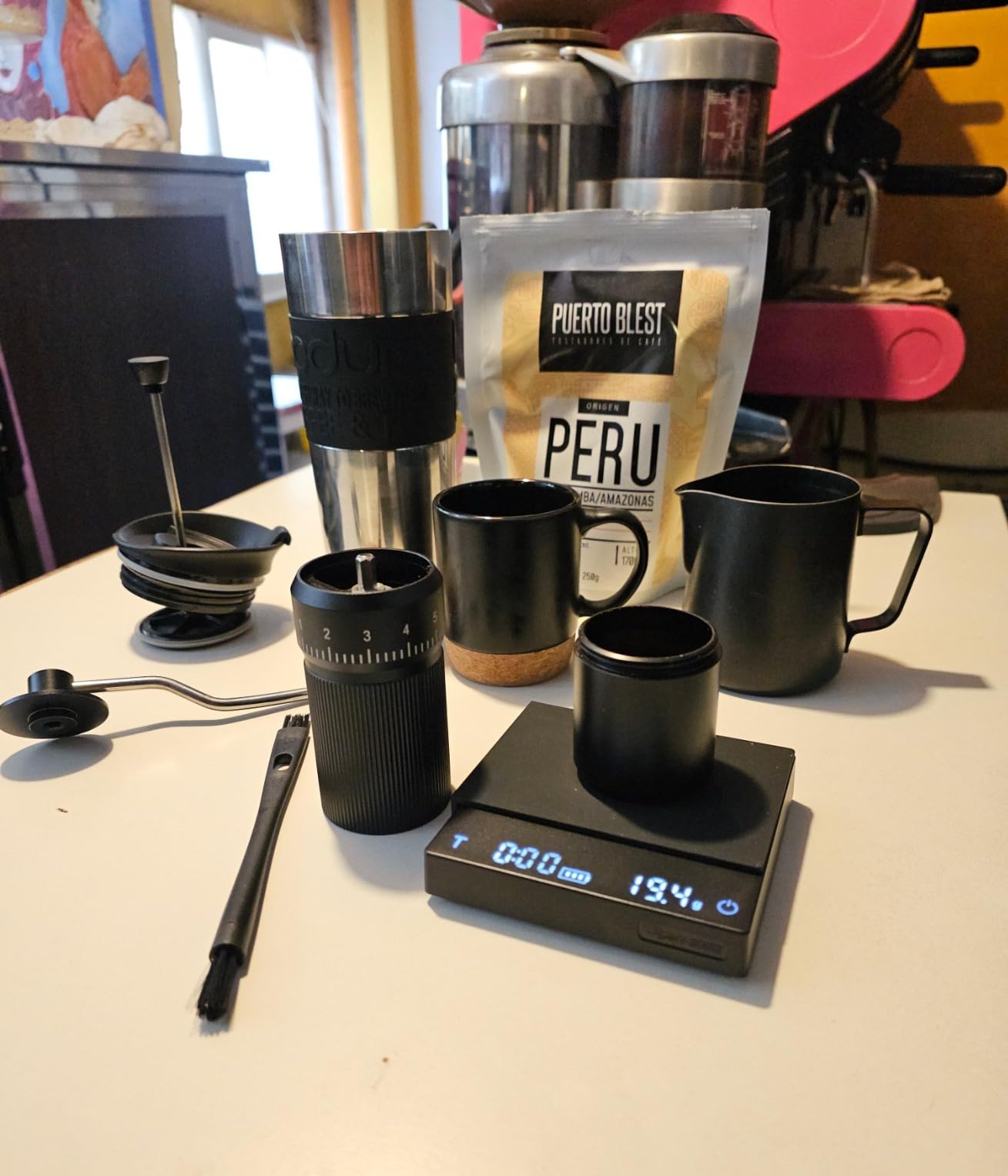 MHW-3BOMBER Mini Coffee Scale with Timer,Rechargeable Espresso Scale with Gravity Sensing,2kg/0.1g Precision Scale for Espresso&Pour-Over Coffee,Portable Digital Kitchen Scale, 2.0 Mini Black customer photo 1