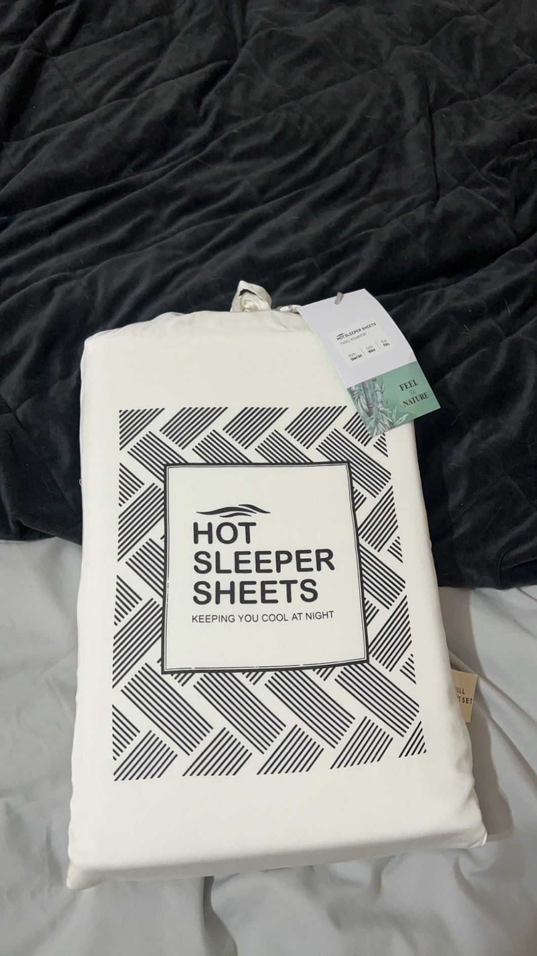 Cooling Sheets Set Queen Size, Viscose Derived from Bamboo for Hot Sleepers | Deep Pocket Up to 16 Inch | Silky Soft & Breathable Bedding - 4PC (Queen, Navy) customer photo 1