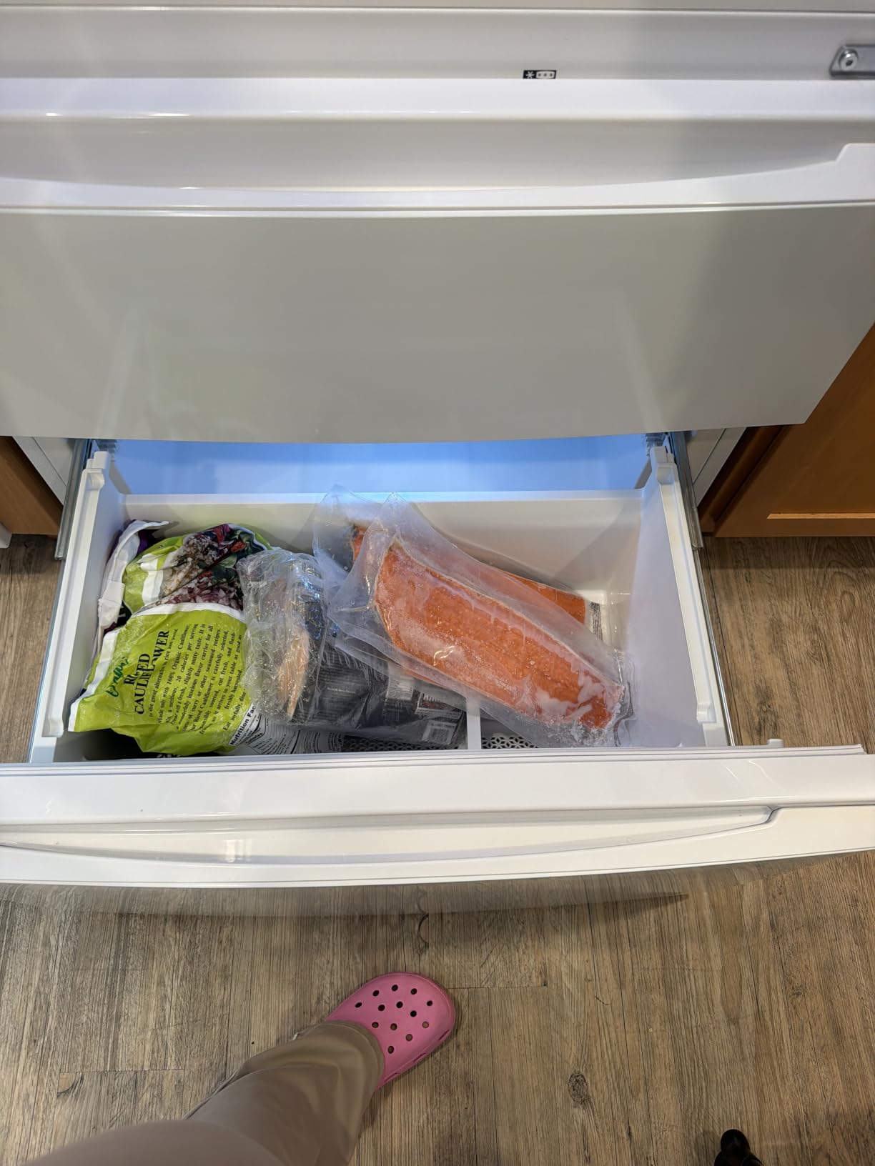 Commercial Cool 18.9 Cu. Ft. French Door Refrigerator, 33 Inch Wide Refrigerator with 2 Bottom Mount Freezer Drawers, Frost Free, LED Lighting, Digital Temperature Control, CCRF1890KS, Stainless Look customer photo 2