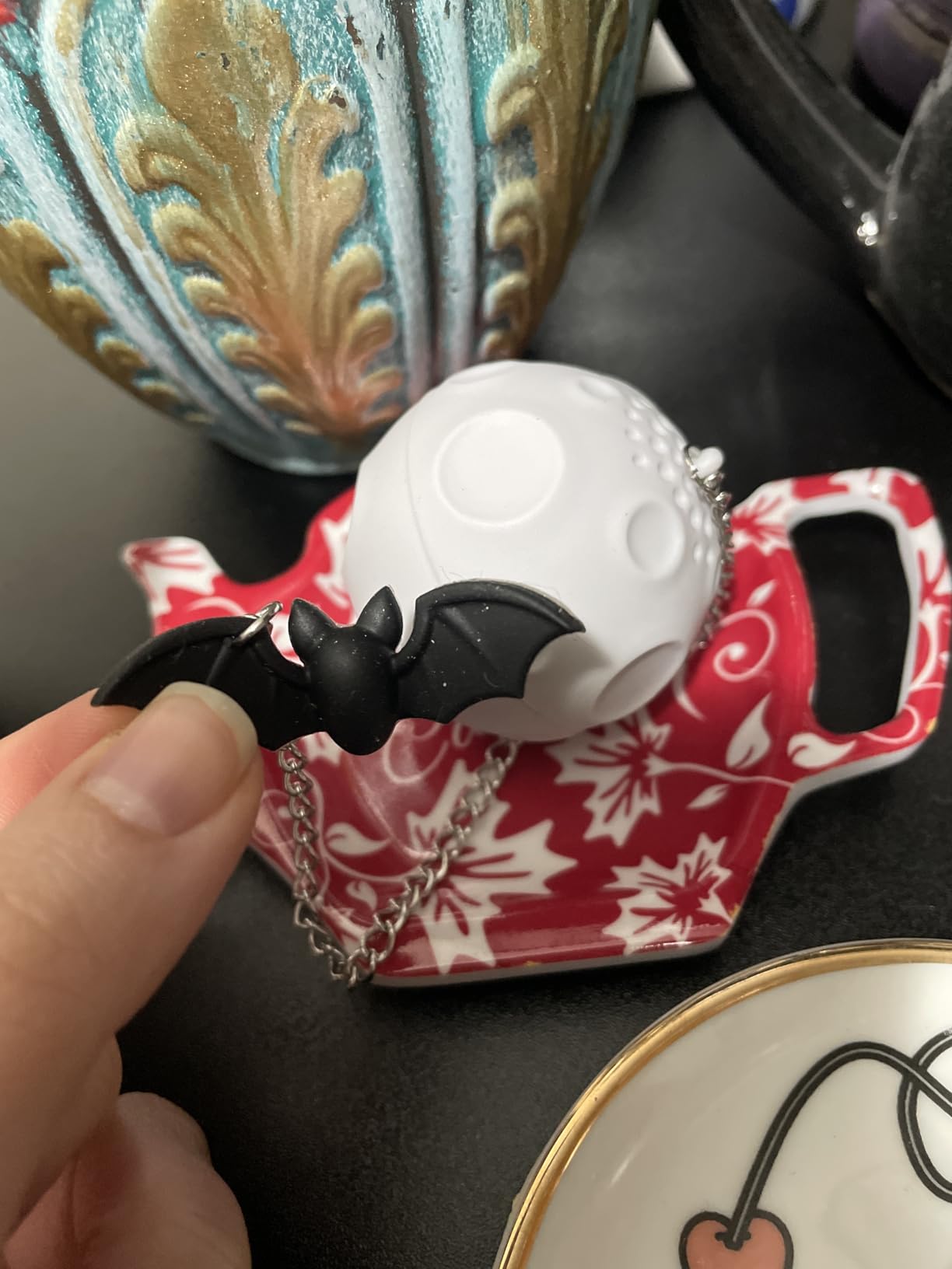 OTOTO Louie Cat Tea Infuser - Cats Loose Leaf Steeper & Diffuser, Tea Strainer Accessories, Cute Gifts for Cat Lovers, White Elephant Gifts, Cute Kitchen Accessories customer photo 1