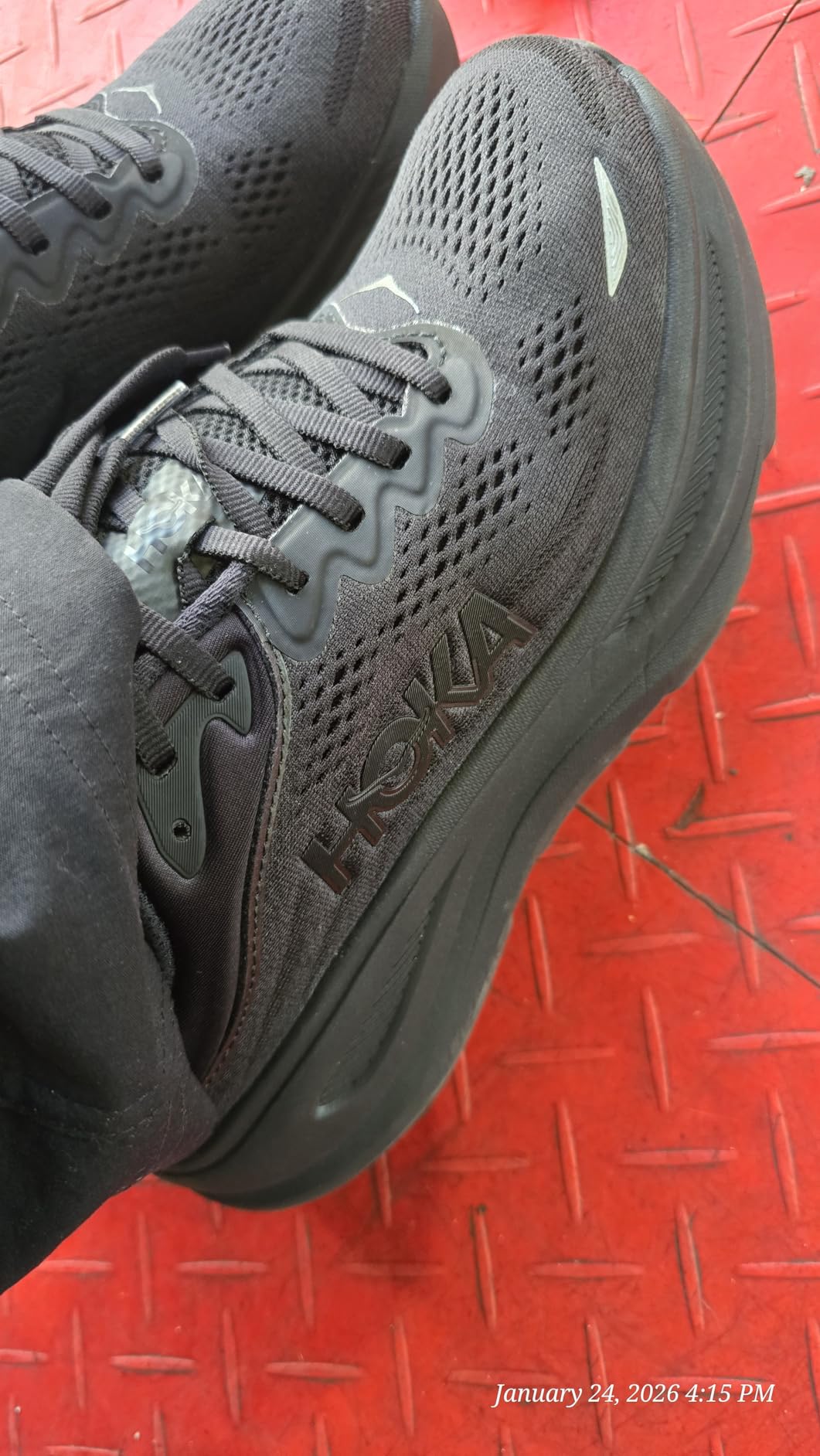 Hoka Men's Bondi 9 customer photo 2