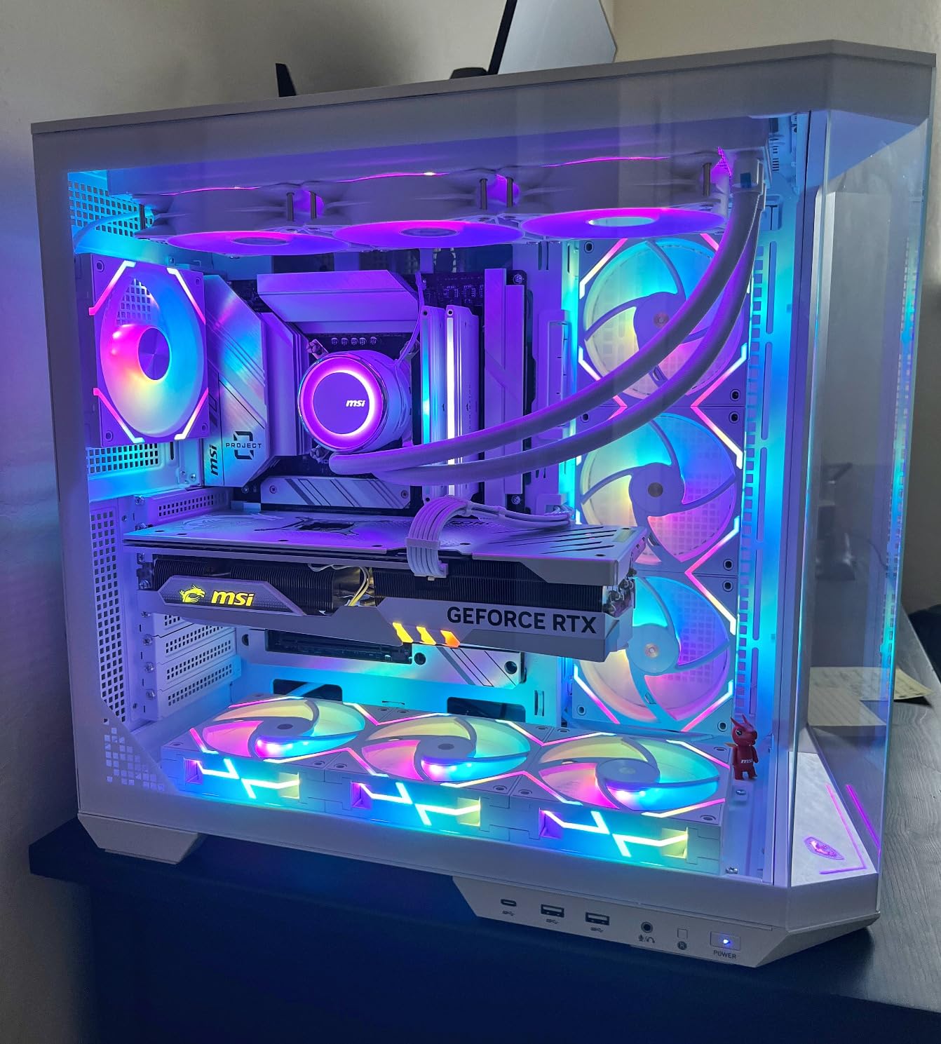 MSI MPG EZ120 ARGB-3B Fan - 120mm ARGB Fan, Patented Magnetic Connector Block, Daisy-Chain Connection, Fluid Dynamic Bearing, Mystic Light & Cooling Wizard Support customer photo 2