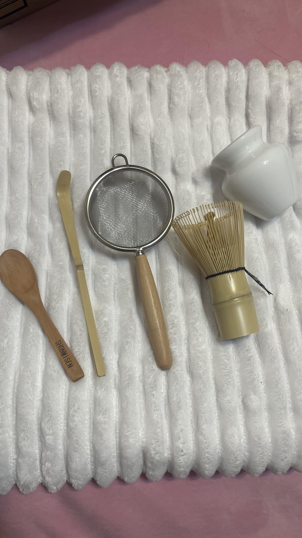 SHONMISEN Bamboo Matcha Whisk Set -Matcha Whisk (Chasen),Whisk Holder(White),Sifter,Tea Scoop and Tea Spoon customer photo 2