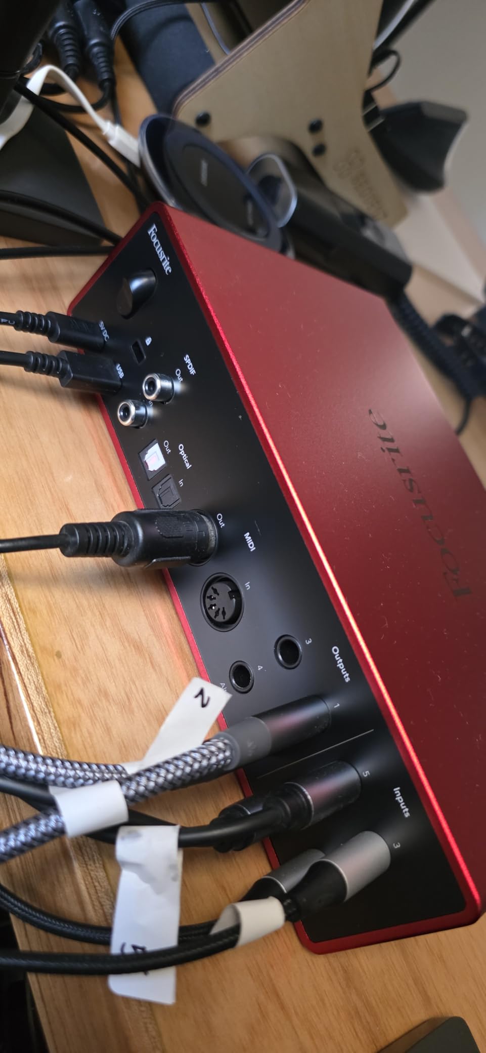 Focusrite Scarlett 16i16 4th Gen USB-C Audio Interface | 16-In 16-Out, 2 Mic Preamps, 2 Hi-Z Inputs, 6 Line Inputs, ADAT, S/PDIF, MIDI, Auto Gain, Clip Safe, 24-Bit/192kHz customer photo 2