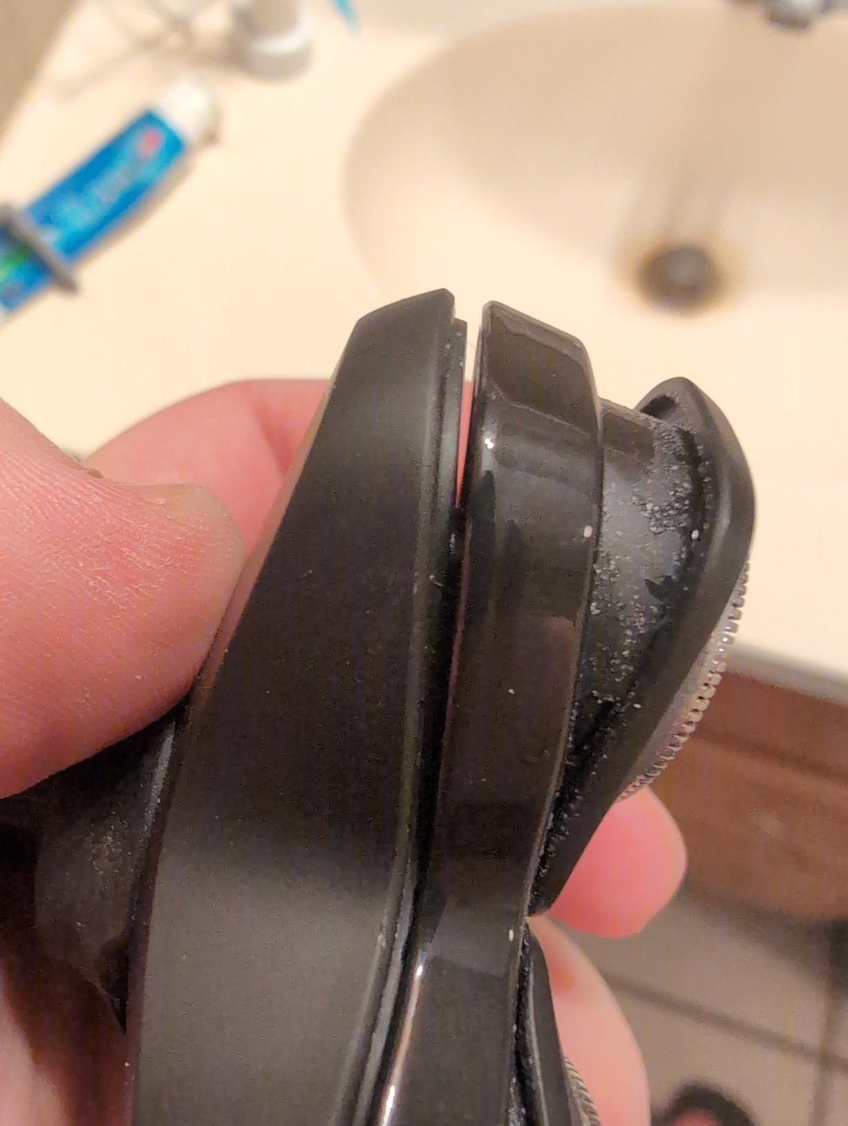 MANSCAPED The Dome Shaver PRO Head Shaver for Bald Men, Five Rotary Blade Design with SkinSafe & FlexAdjust Technology customer photo 1