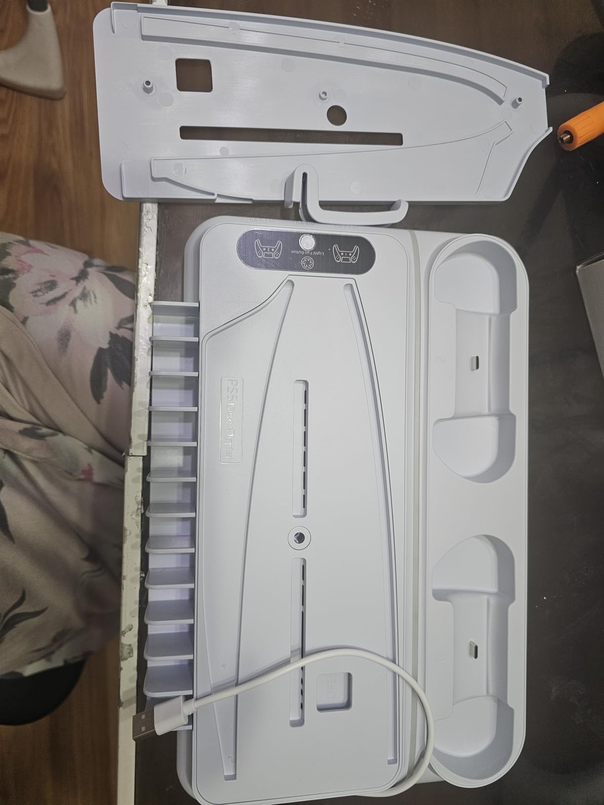 heclynis PS5 Cooling Stand for PS5/Slim/Pro, Dual Charger, RGB customer photo 1