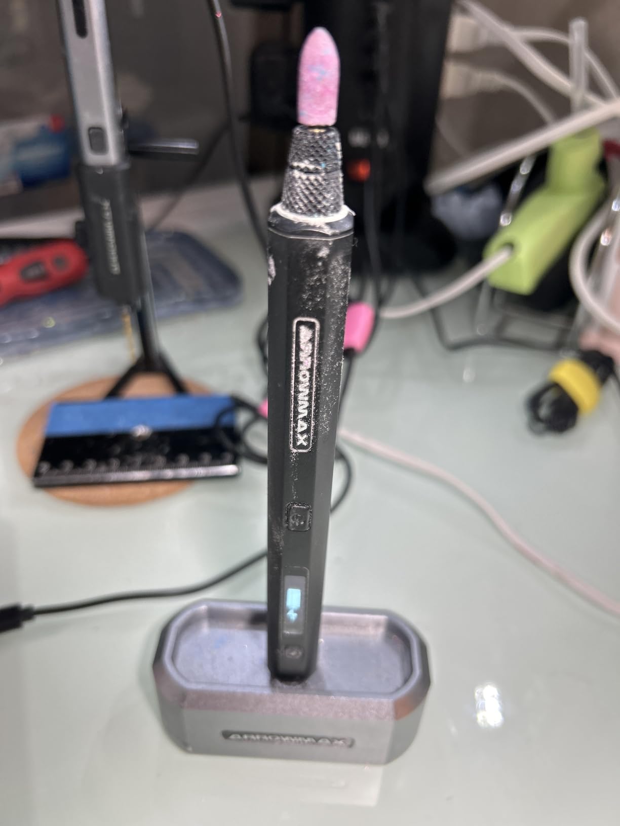 AM ARROWMAX Electric Mini Engraving Pen, HollowCup Motor, 42 Bits with Aluminum Case, OLED, Magnetic Charge, Mini Cordless Rotary Tool, Engraving Pen for Bead, Metal, Wood, Glass and Plastic (SGS) customer photo 2
