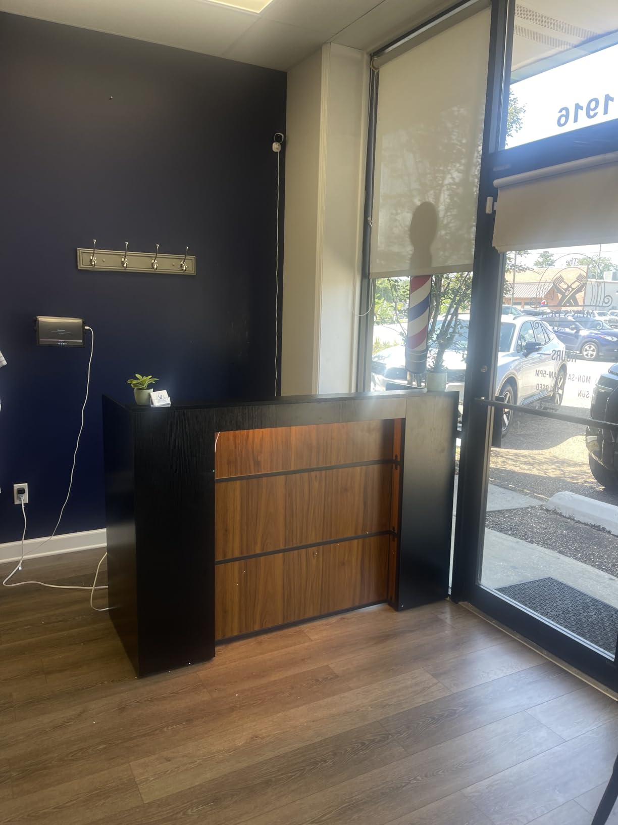 LITTLE TREE 63 Inches Reception Desk, Modern Reception Table with LED Light, Front Counter Desk, Wooden Checkout Counter for Lobbies, Salons, Retail, Home Offices, Reception Room, Black & Brown customer photo 2