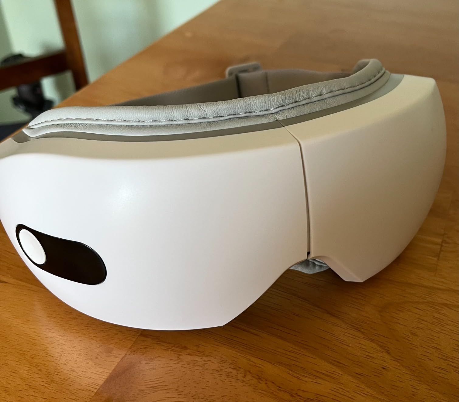NOWWISH Eye Massager with Heat, Vibration and Bluetooth Music for Migraine Headache Eye Strain Relief, Heated Eye Mask with 4 Massage Modes, Relaxation - Mothers Day Gifts for Mom Wife - White customer photo 2
