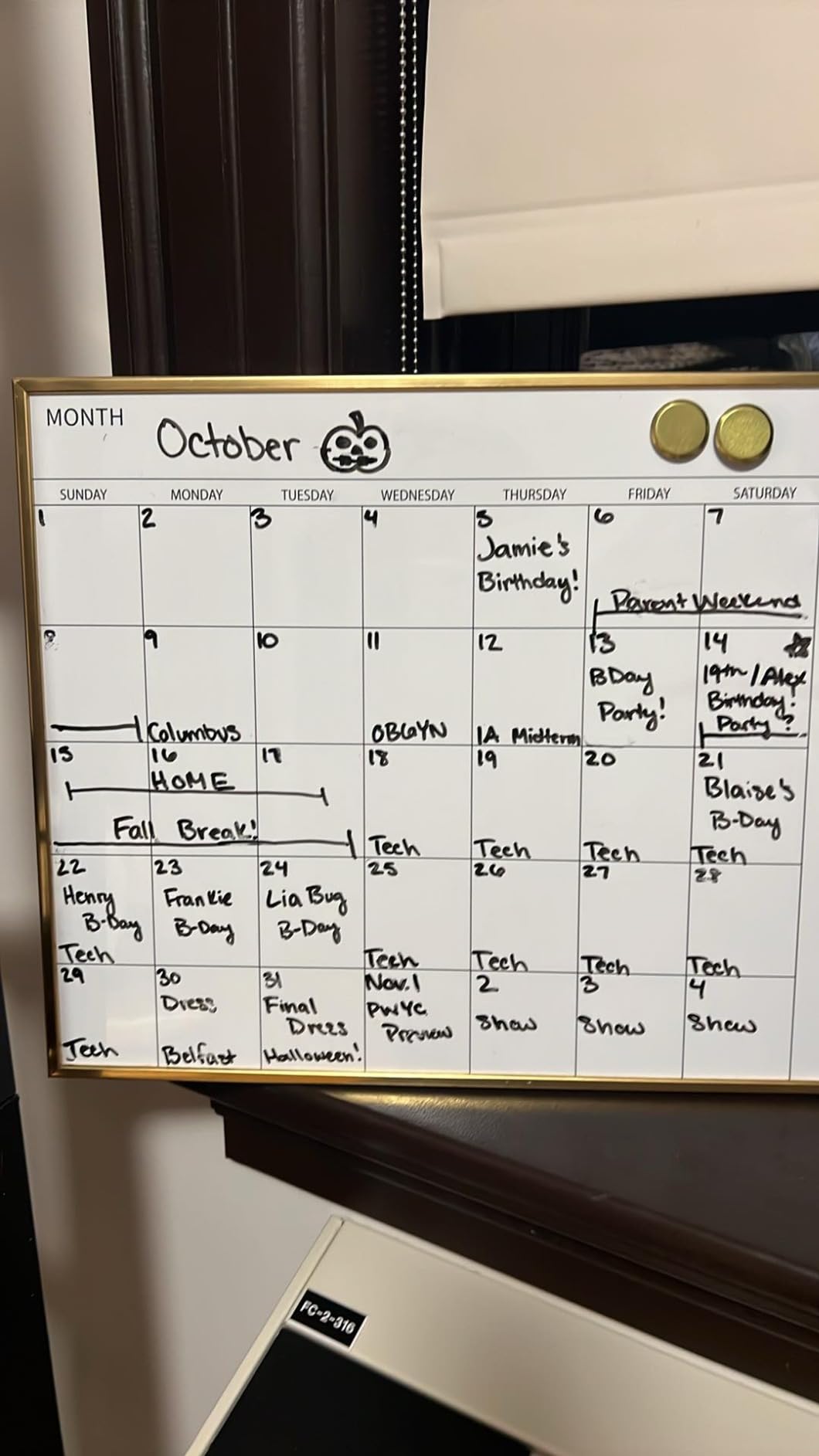 VUSIGN Monthly Calendar Whiteboard, 17