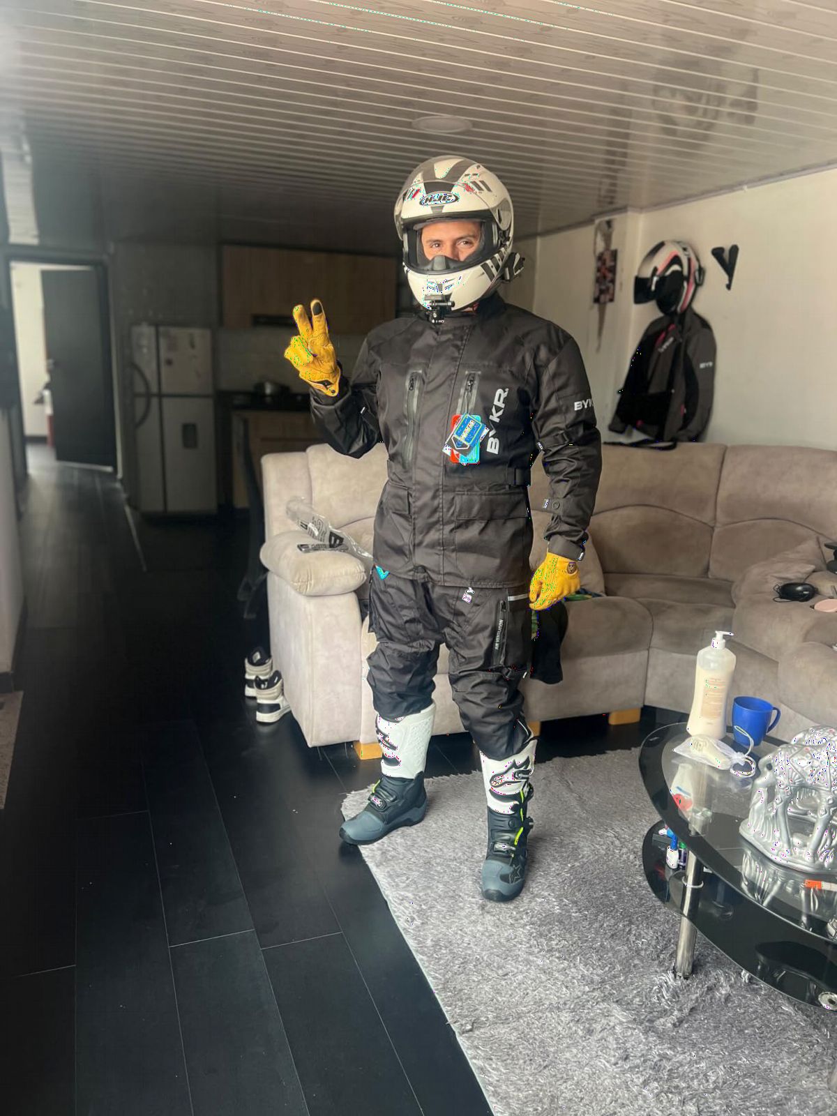B0DB5QJCZH customer photo 1