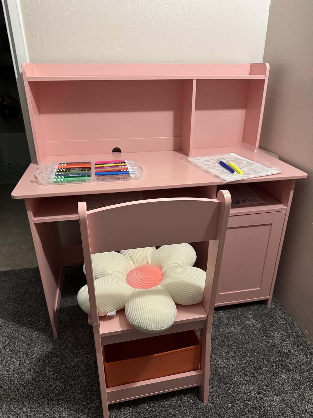 TaoHFE Kids Desk and Chair Set, Kids Desk Chair with Storage, White | Wooden Kids Table and Chairs for Bedroom and Study, Craft Table with Storage Gifts for Boys, Girls to Study, White customer photo 1
