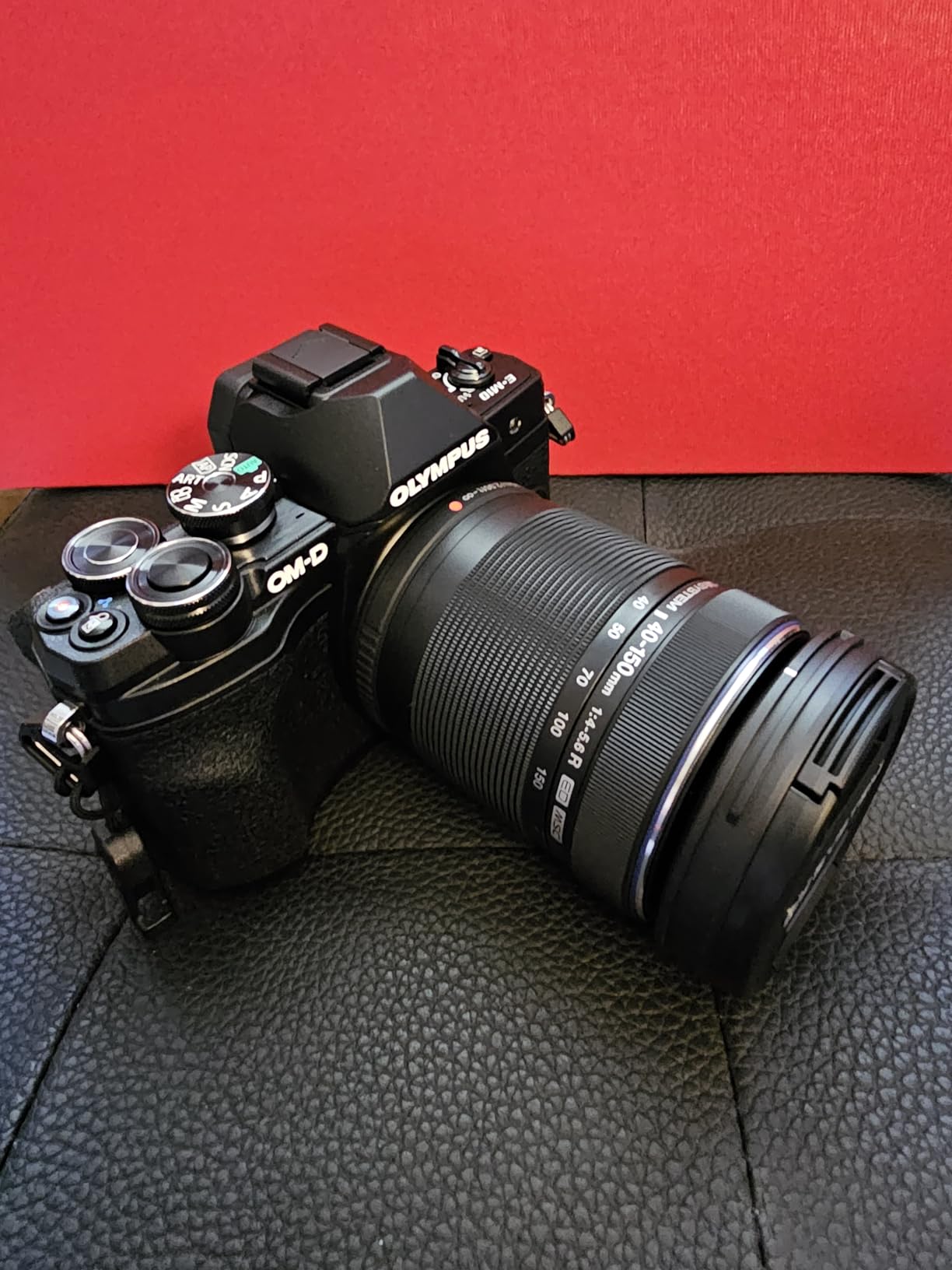 OM SYSTEM Olympus M.Zuiko Digital 40-150mm F4.0-5.6 R Silver for Micro Four Thirds System Camera, 3.75x Zoom Lens, Portable Design customer photo 1