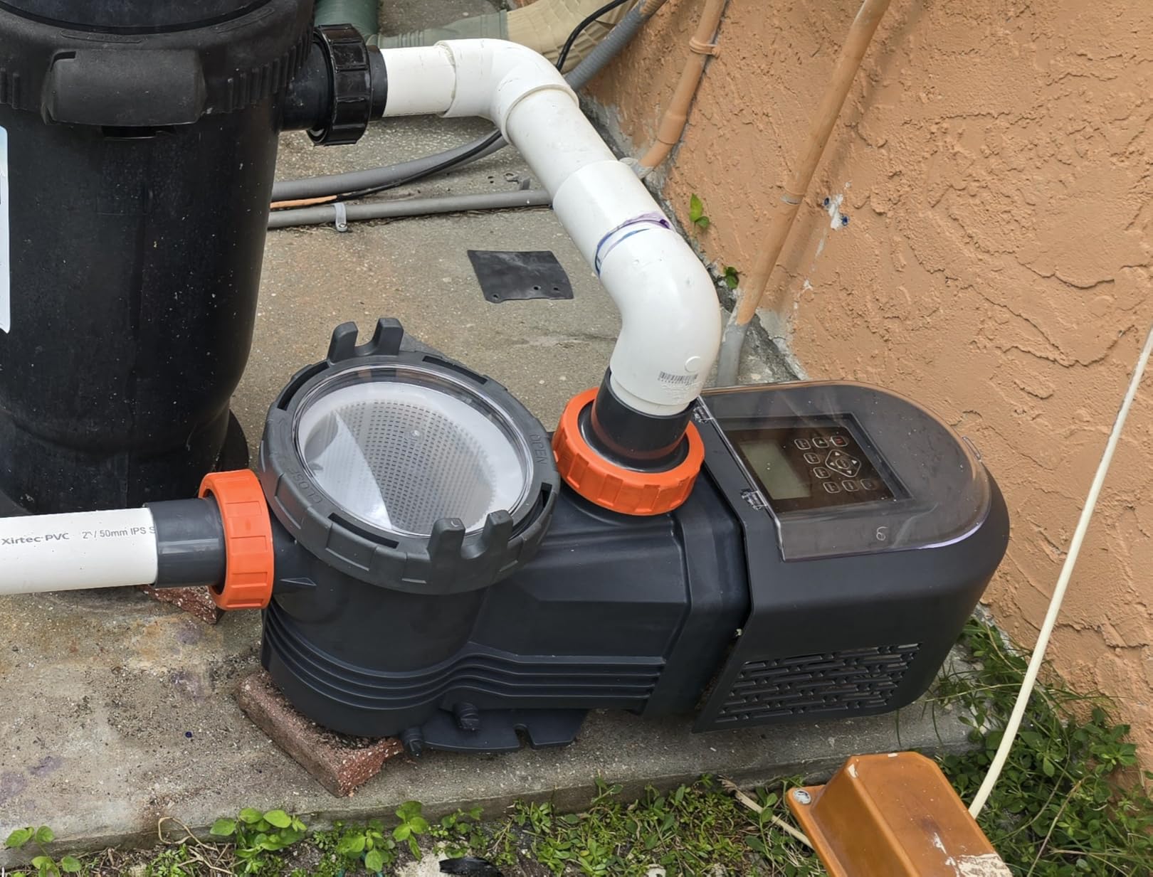 1.8HP Variable Speed Pool Pump for Inground & Above-Ground Pools, Permanent Magnet Motor, 220V-240V, High-Flow 9114 GPH, Energy Efficient & Quiet Self-Priming Pool Pump with Filter Basket customer photo 1