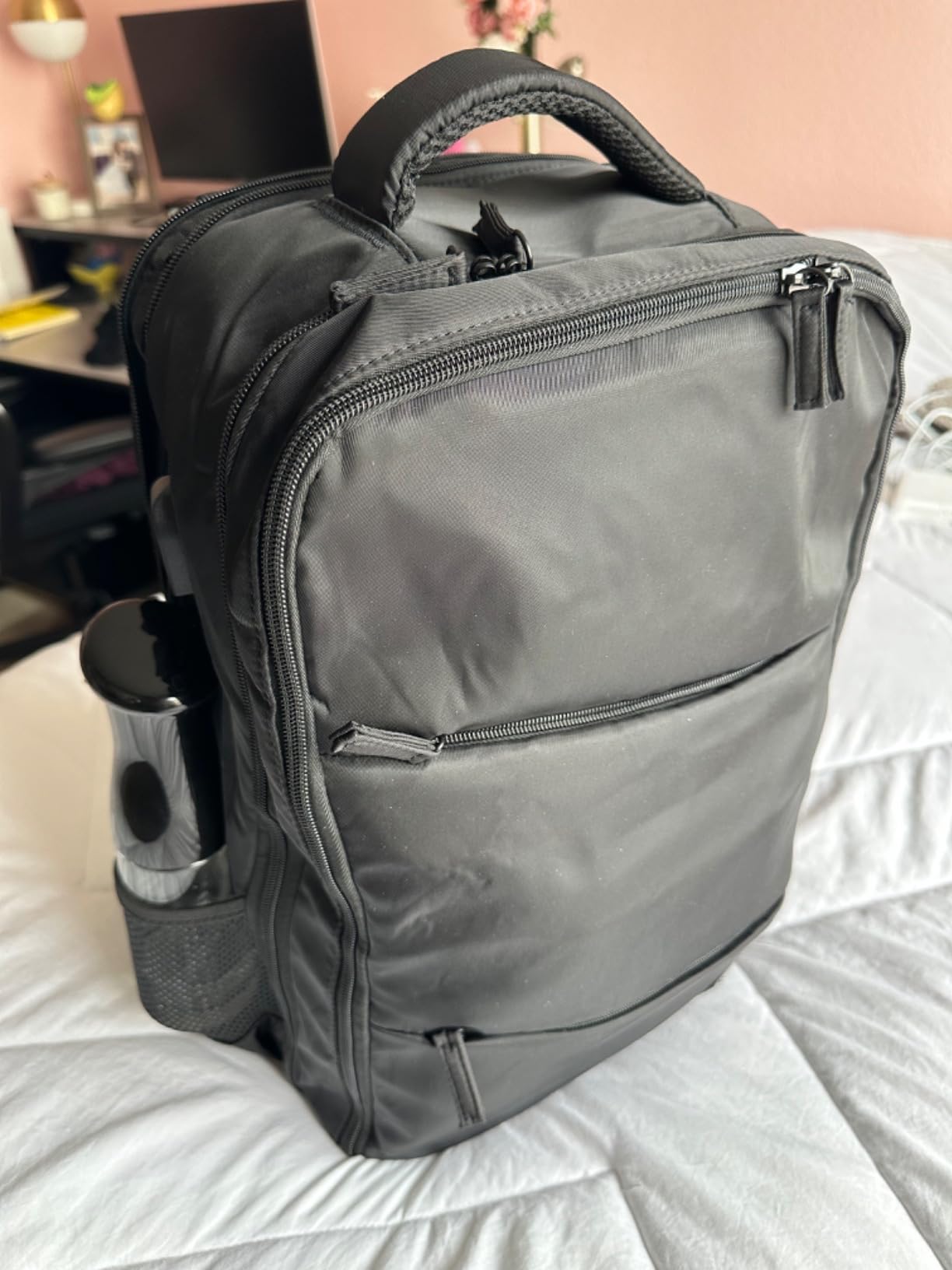 AUROTIER Barber Bag with Insulated Pocket, Portable Backpack for Clippers and Supplies, Travel Hairstylist Smart Bag, Hairdresser Case, Water-resistant, Black customer photo 1