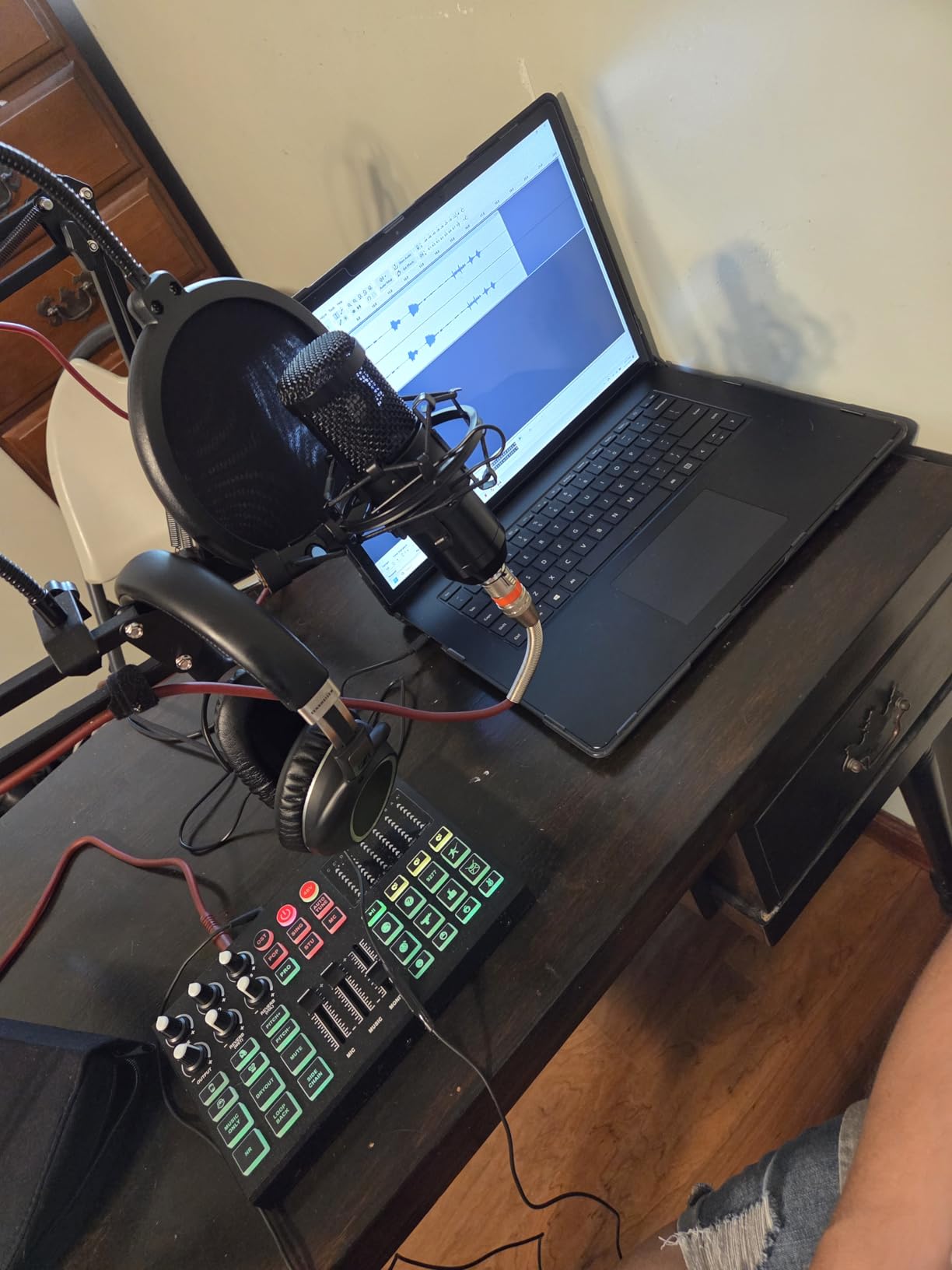 Podcast Equipment Bundle for 2, Dual Condenser mics with Audio Interface-V1 | All-Metal Podcast Kit with 2 Boom Arms, Pop-filters for Podcasting, Streaming, Recording, Gaming, TikTok, PC, Phone Beginner customer photo 2
