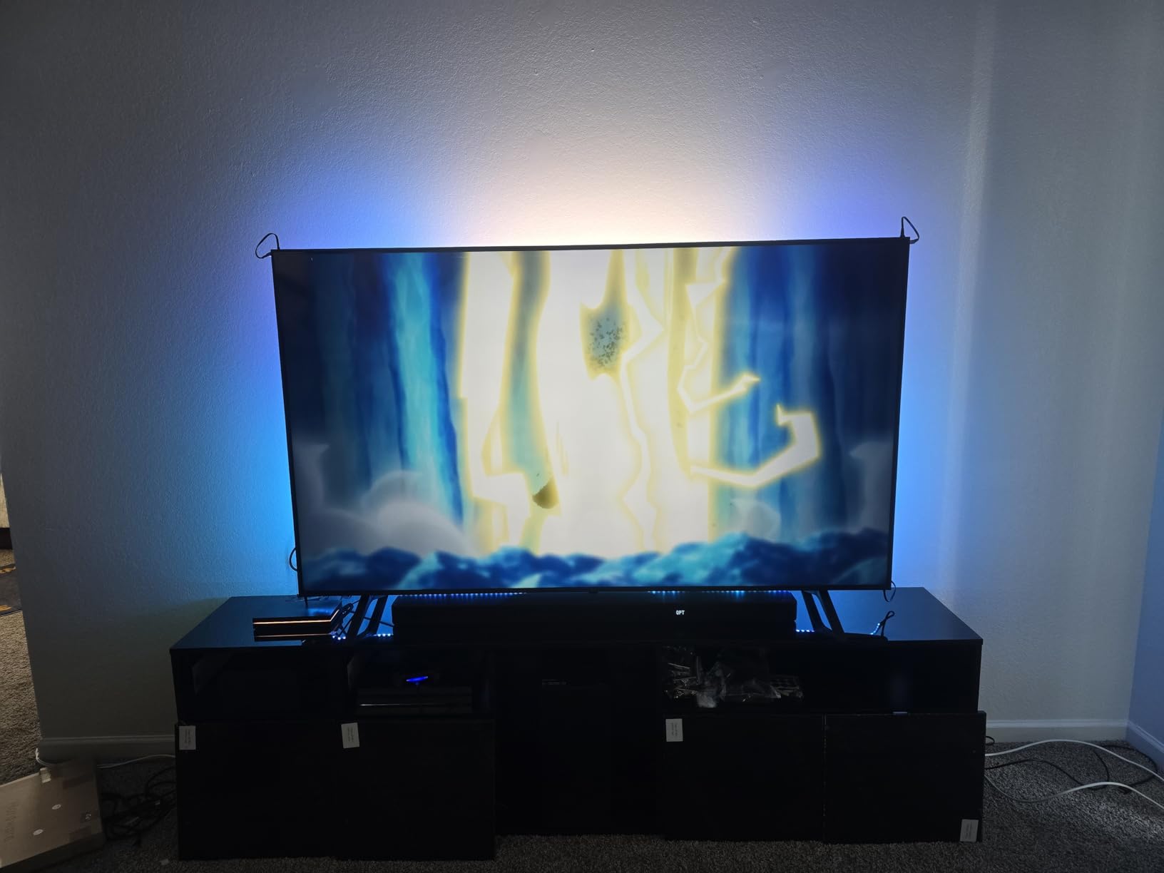 Govee HDMI 2.1 AI Sync Box 2, 8K/4K @144Hz, RGBWIC for 55-65 Inch TVs | With TV Backlight, Supports VRR & ALLM, SmartThings & Matter & Alexa, AI CogniGlow, 75 LEDs/m customer photo 1