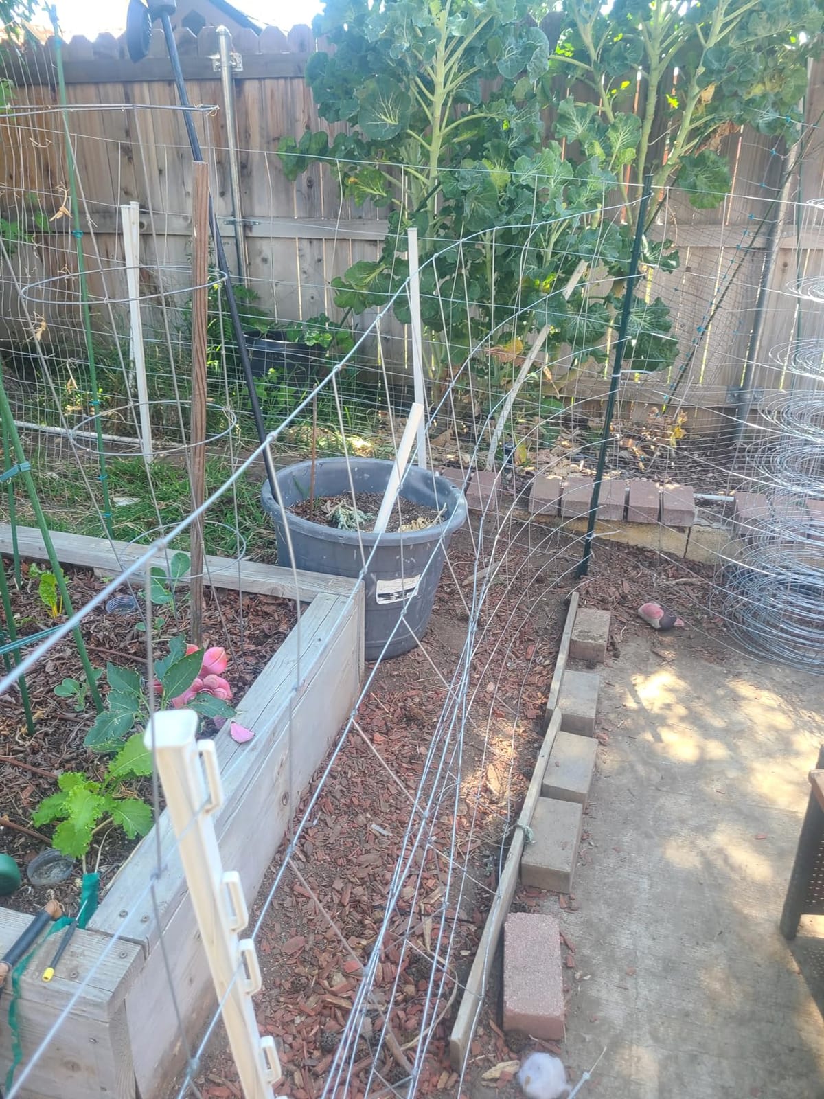 Farm Fence, 4ft x 164ft Galvanized Wire Fencing, Goat, Sheep & Deer, Durable Chain Link Fence, Heavy Zinc Coating Wire Used to Hog Goat Fencing for Yard Garden and Field customer photo 2