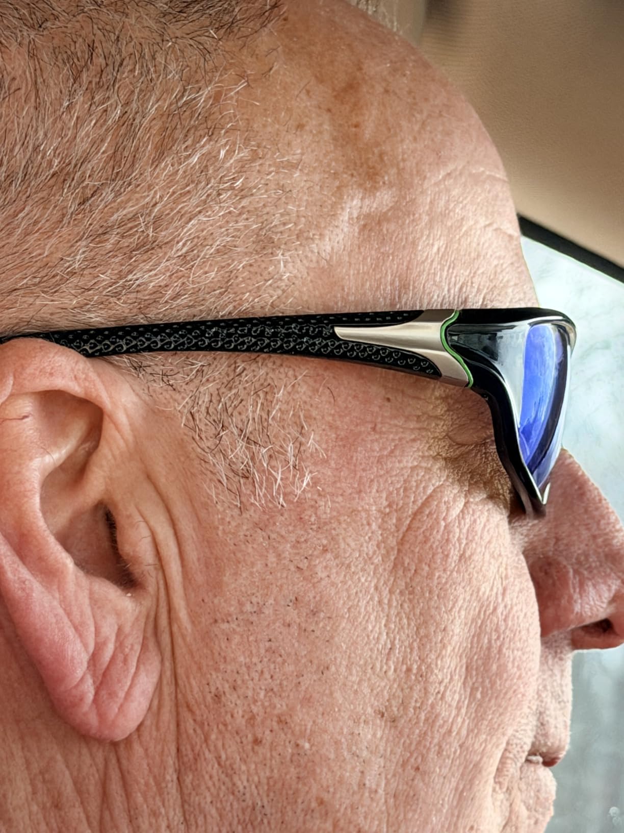 KALIYADI Sports Polarized Sunglasses Men UV400 Protection for Fishing Driving Cycling customer photo 1