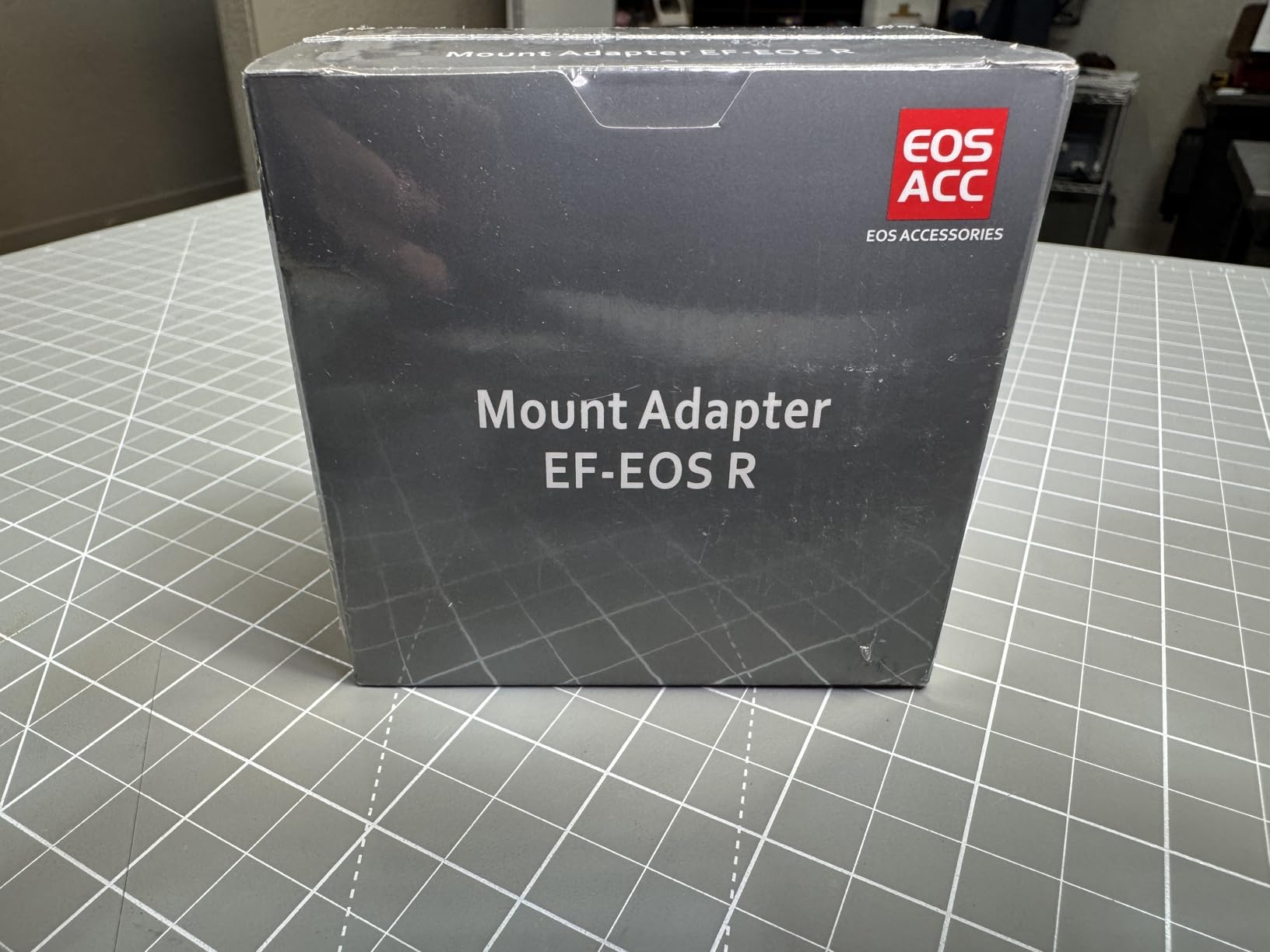 EF-EOS R Lens Adapter, Auto Focus Mount Adapter for Canon EF/EF-S Lens to RF Mount Camera, Compatible with Canon R5 R6 R7 R8 R10 R50 R100 RP R3 customer photo 1
