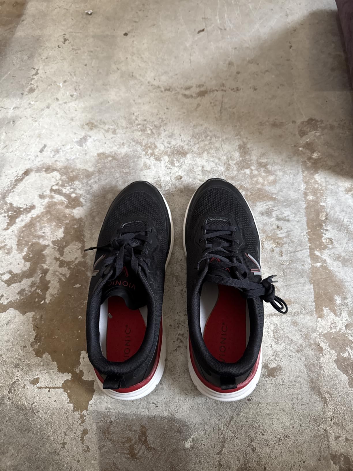 Vionic Men's Walk Max Sneaker customer photo 2