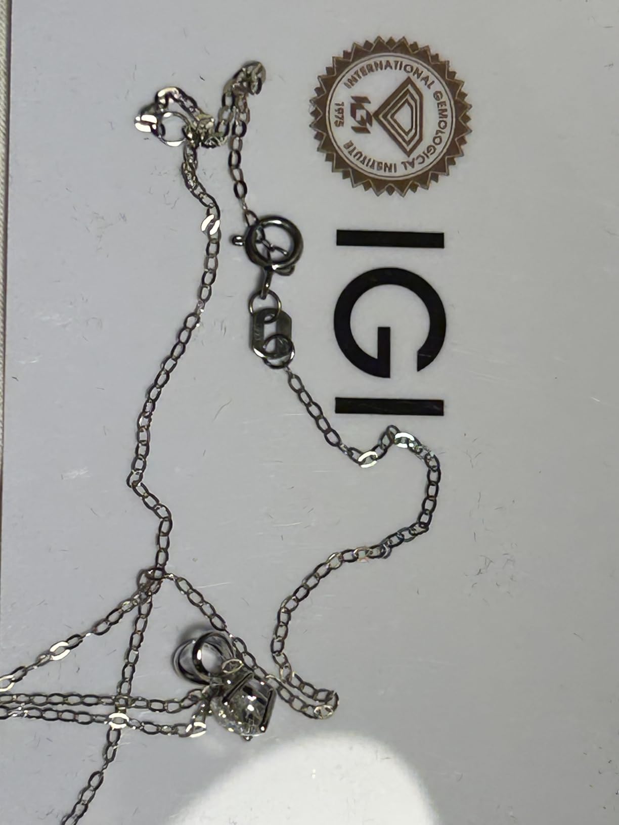 Amazon Essentials IGI Certified 0.25 Carat Solitaire Lab Grown Diamond Pendant Necklace in Solid White 14K Gold, Adjustable 16