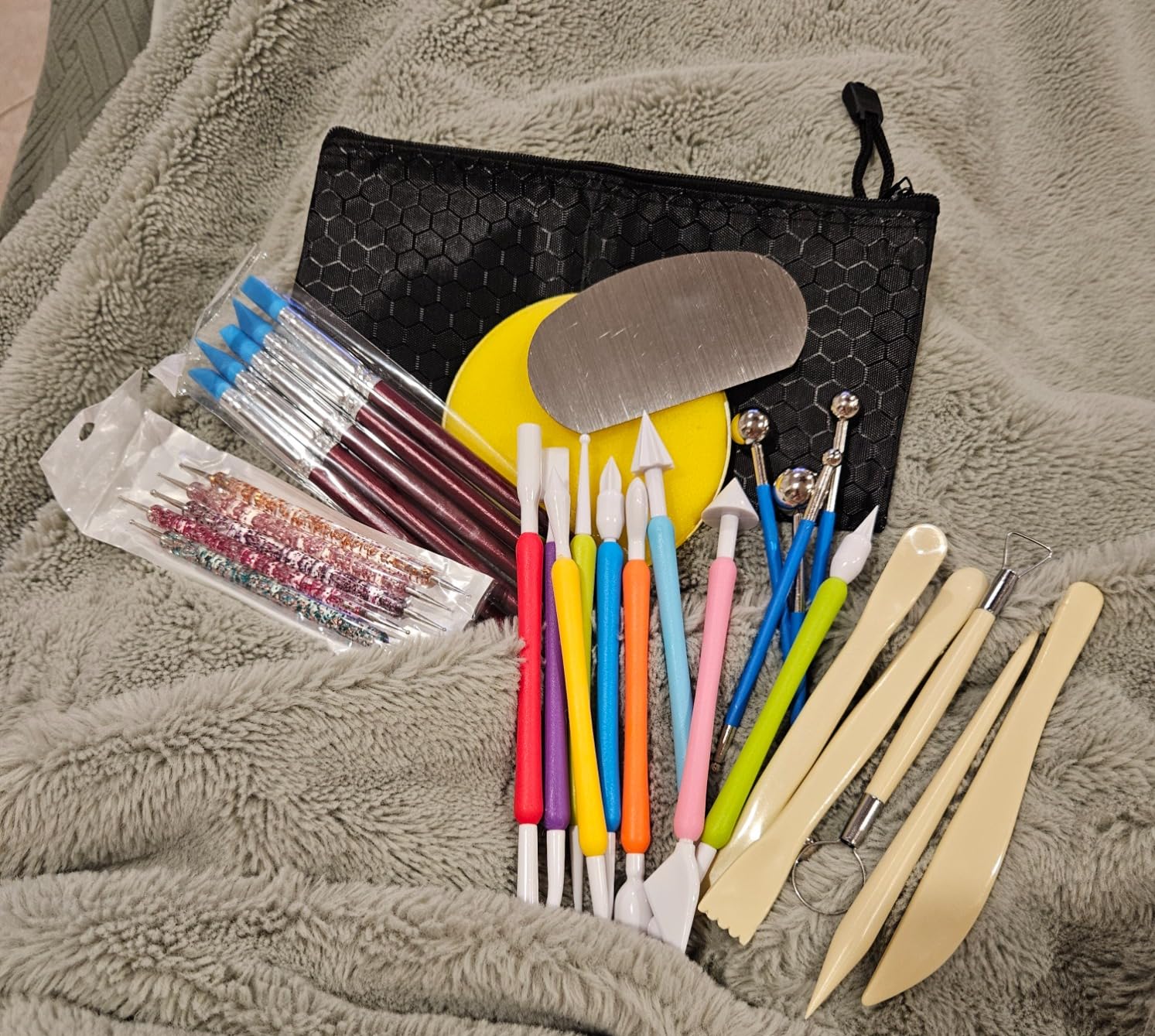 Langqun 31pcs Clay Tools, Pottery Tools Kit, Air Dry Clay Tools, Polymer Clay Dotting Tools, Ceramic Supplies for Kids and Adults, Sculpting, Modeling, Shaping customer photo 1