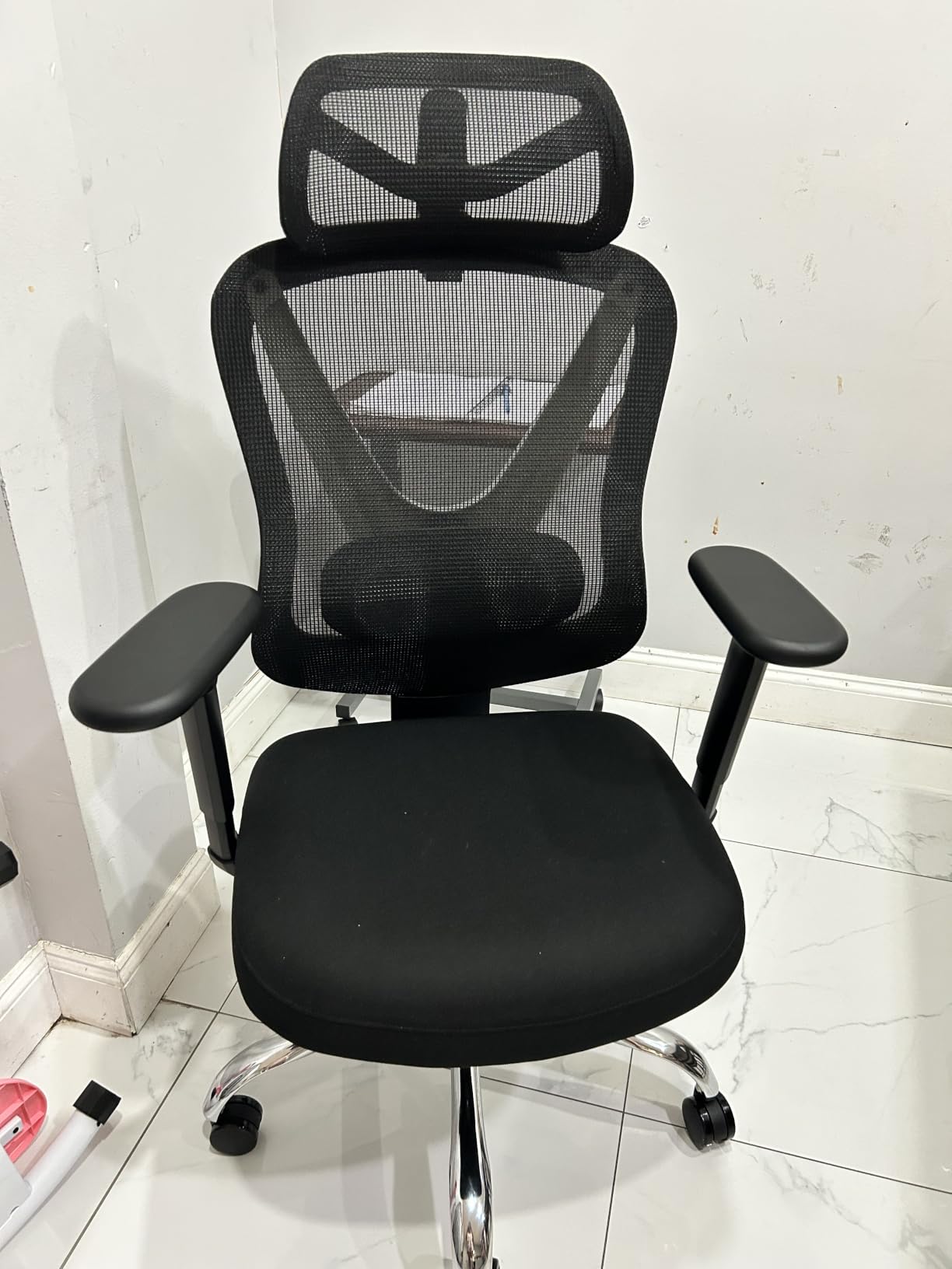 HOLLUDLE Ergonomic Mesh Office Chair - 3D Adjustable Lumbar Support & 3D Armrests, V-Shaped Back, Adjustable Desk Chair for Office & Home, Black customer photo 1