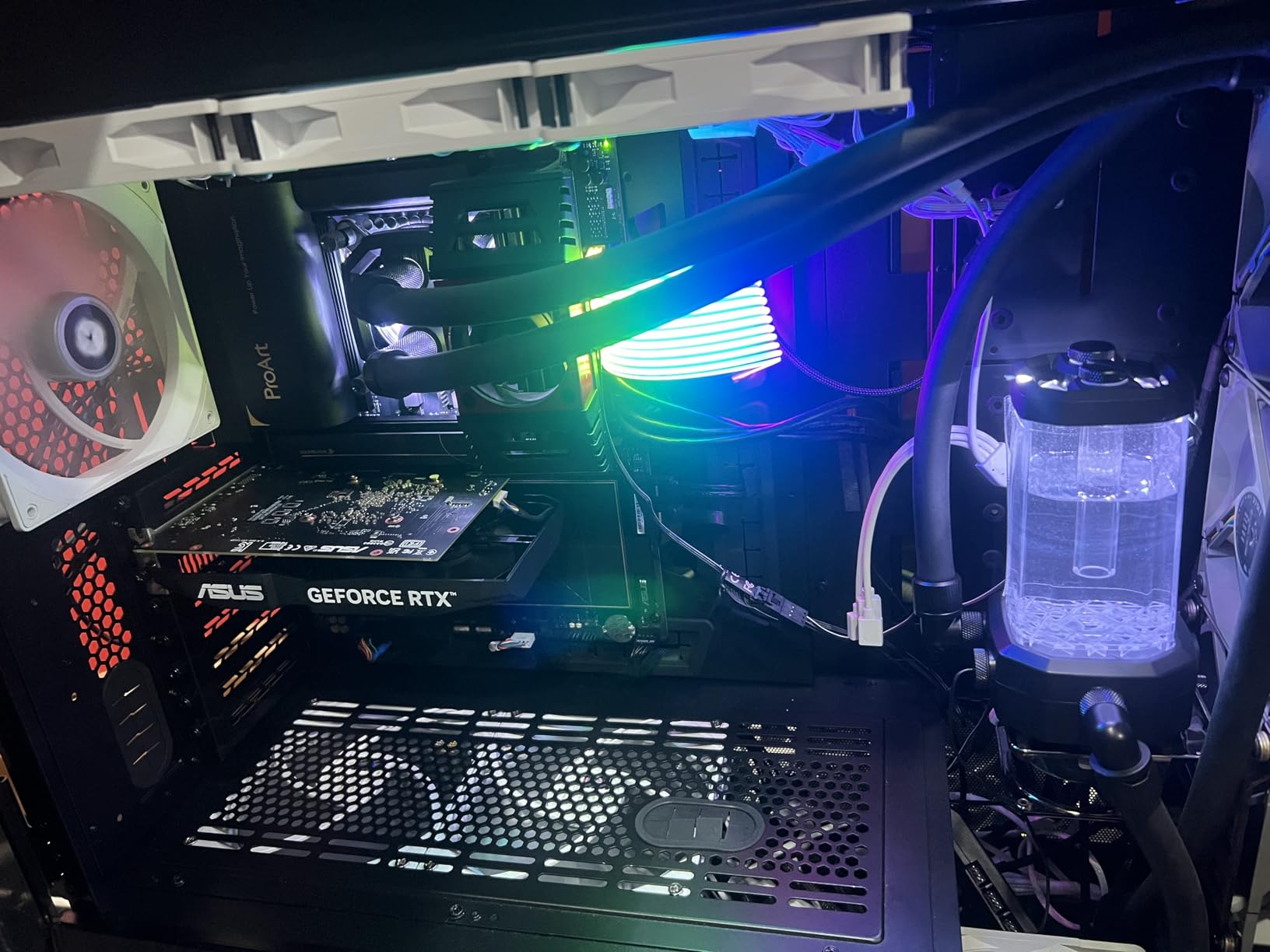 ASUS ProArt Z890-CREATOR WIFI Z890 LGA 1851 ATX Motherboard, Intel Core Ultra Processor Series 2 Ready, 16+2+1+2 stages, PCIe 5.0, DDR5, Thunderbolt 5 Type-C, 10+2.5 Gb LAN, WiFi 7, 5x M.2, AI OC customer photo 2