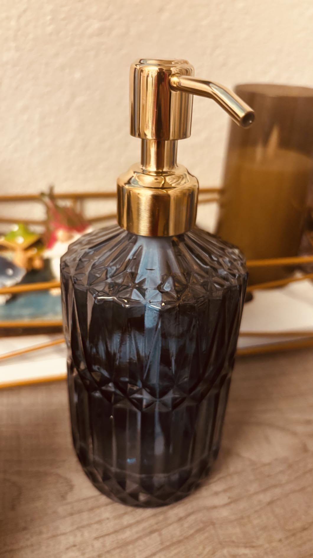 JASAI 18Oz Green Glass Soap Dispenser with Gold Rust Proof Pump, Refillable Kitchen soap Dispenser for Dish Soap, Soap Dispenser Bathroom for Hand soap, Lotion, Body Wash customer photo 2