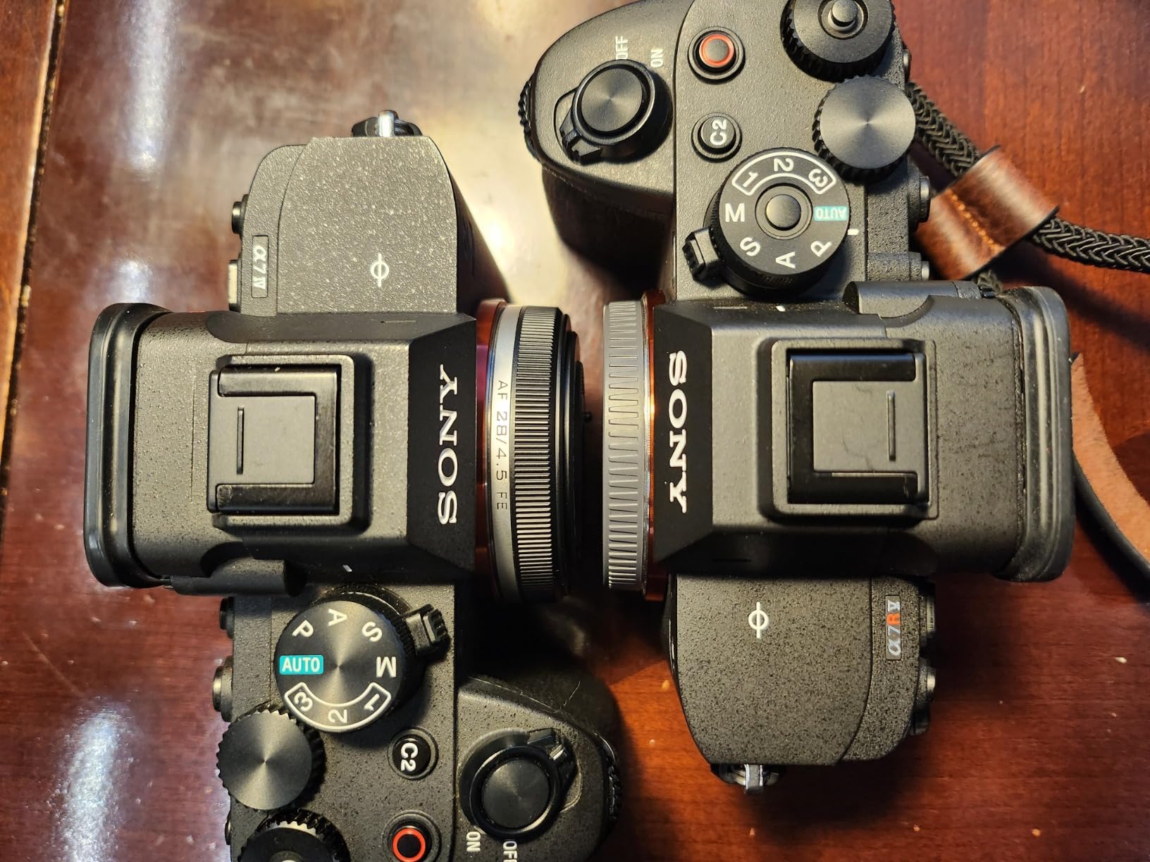 VILTROX 28mm f4.5 Pancake Lens for Sony E, Auto Focus 28mm f/4.5 FE Chips-Size Ultra-Thin Full Frame Lens customer photo 2