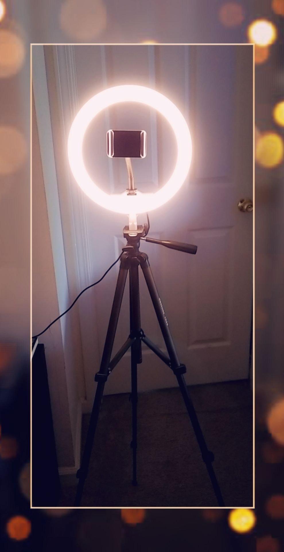 UBeesize 22'' Ring Light with 72'' Stand, 60W Large Ring Light with Phone Holder, Dimmable LED Light for Makeup Barber Stylist Tattoo YouTube TikTok Photography customer photo 2
