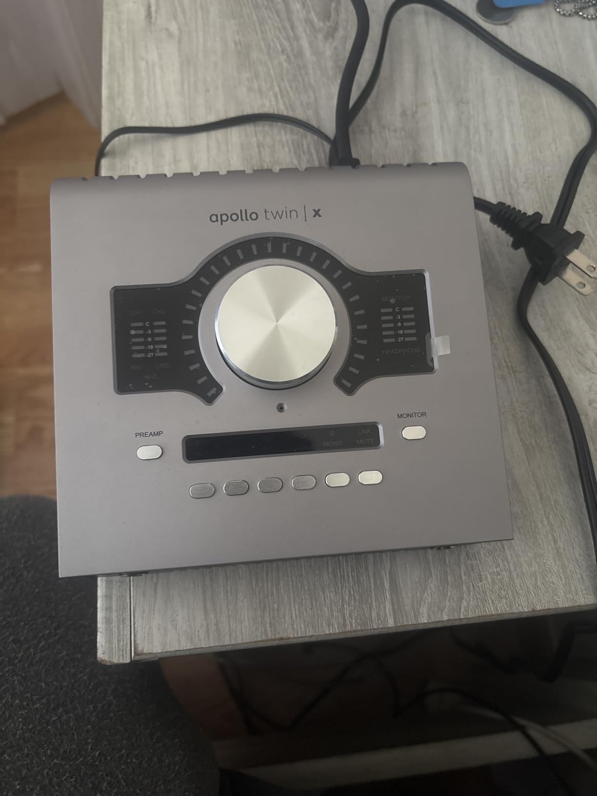 Universal Audio Apollo Twin X DUO Gen 2 with UAD Analog Classics Pro Thunderbolt 3 Audio Interface customer photo 1