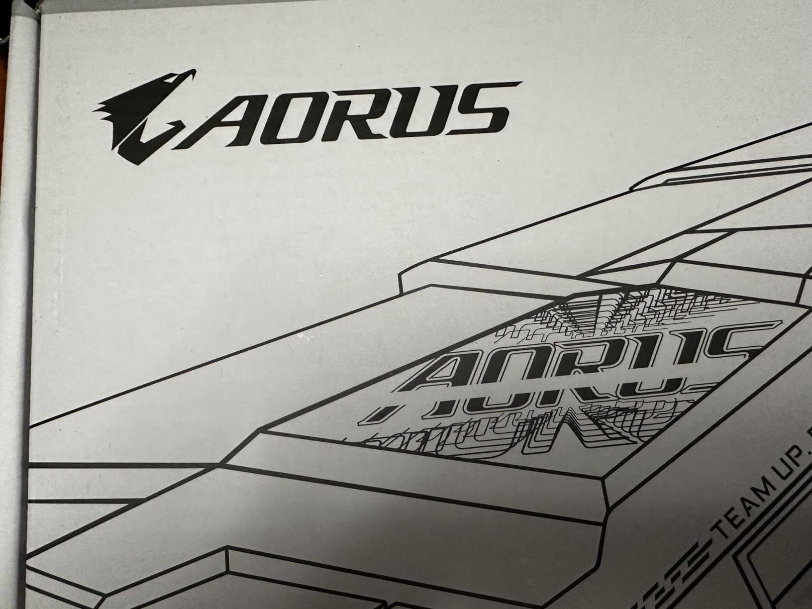 GIGABYTE Z890 AORUS PRO ICE Intel Core Ultra (Series 2) LGA 1851 Motherboard, ATX, DDR5, 5X M.2, PCIe 5.0, Thunderbolt 4, WIFI7, 5GbE LAN, EZ-Latch customer photo 1