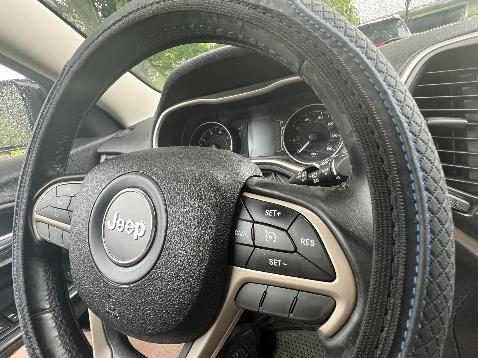 ijuicy Fiber Leather Heated Steering Wheel Cover, Non-Slip Snug Fit Breathable, Universal for Most Cars Trucks SUVs, Black customer photo 1