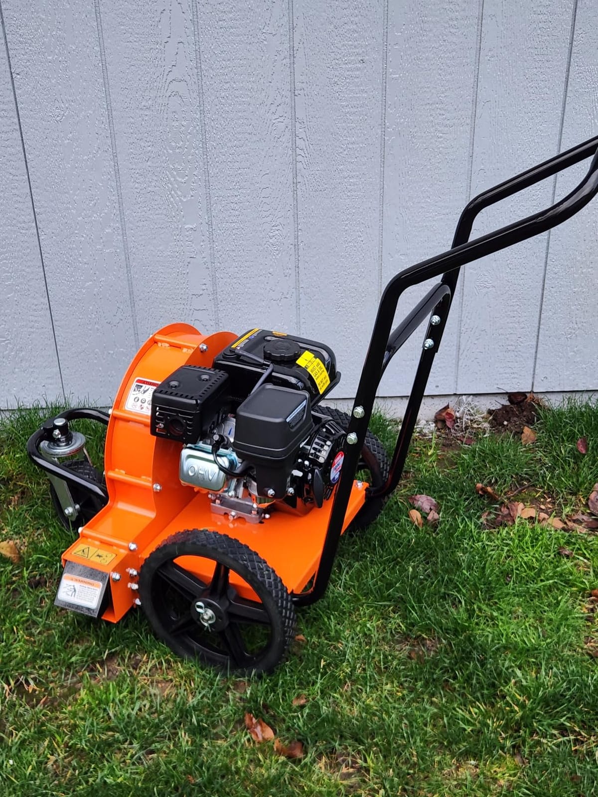 SuperHandy Walk Behind Leaf Blower - 7HP 209cc, 4-Stroke, Manual-Propelled, 150 MPH Wind Speed, 1270 CFM Airflow customer photo 1