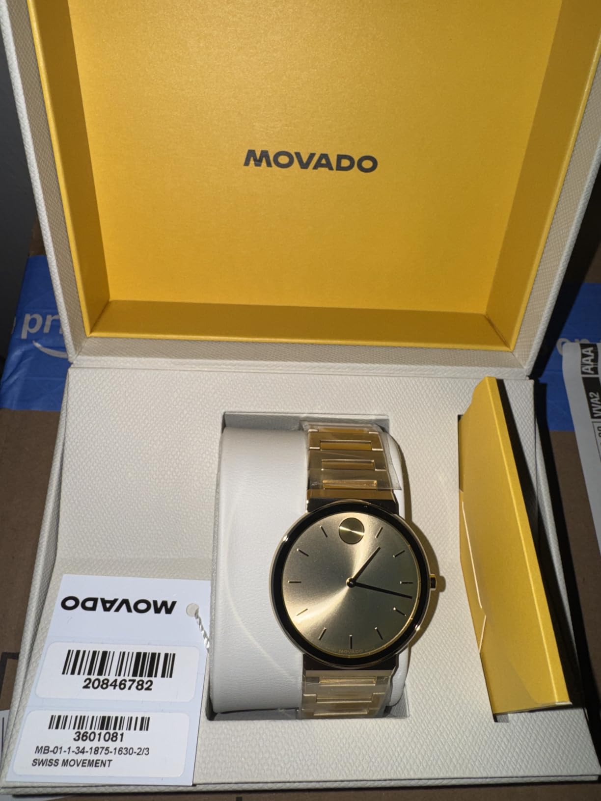 Movado Bold Horizon Ultra Thin Watch for Men and Women - Swiss Made - Water Resistant 3ATM/30 Meters - Sleek and Slim Premium Luxury Wristwatch for Everyone - 40mm customer photo 1