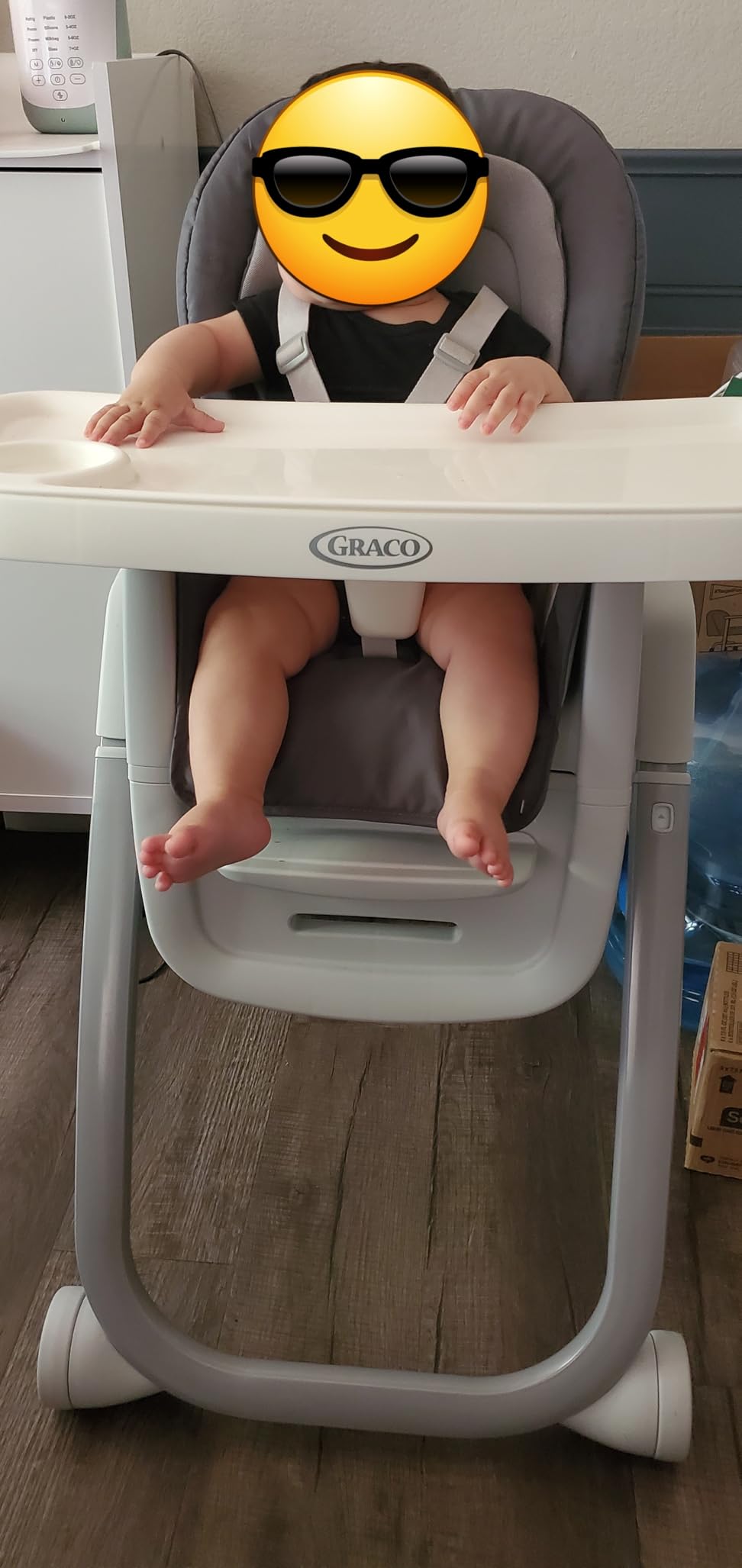 Graco DuoDiner DLX 6-in-1 Convertible High Chair, Infant to Toddler Booster & Youth Stool, Adjustable Height & Recline, Easy Clean Tray Insert, Arlo customer photo 2