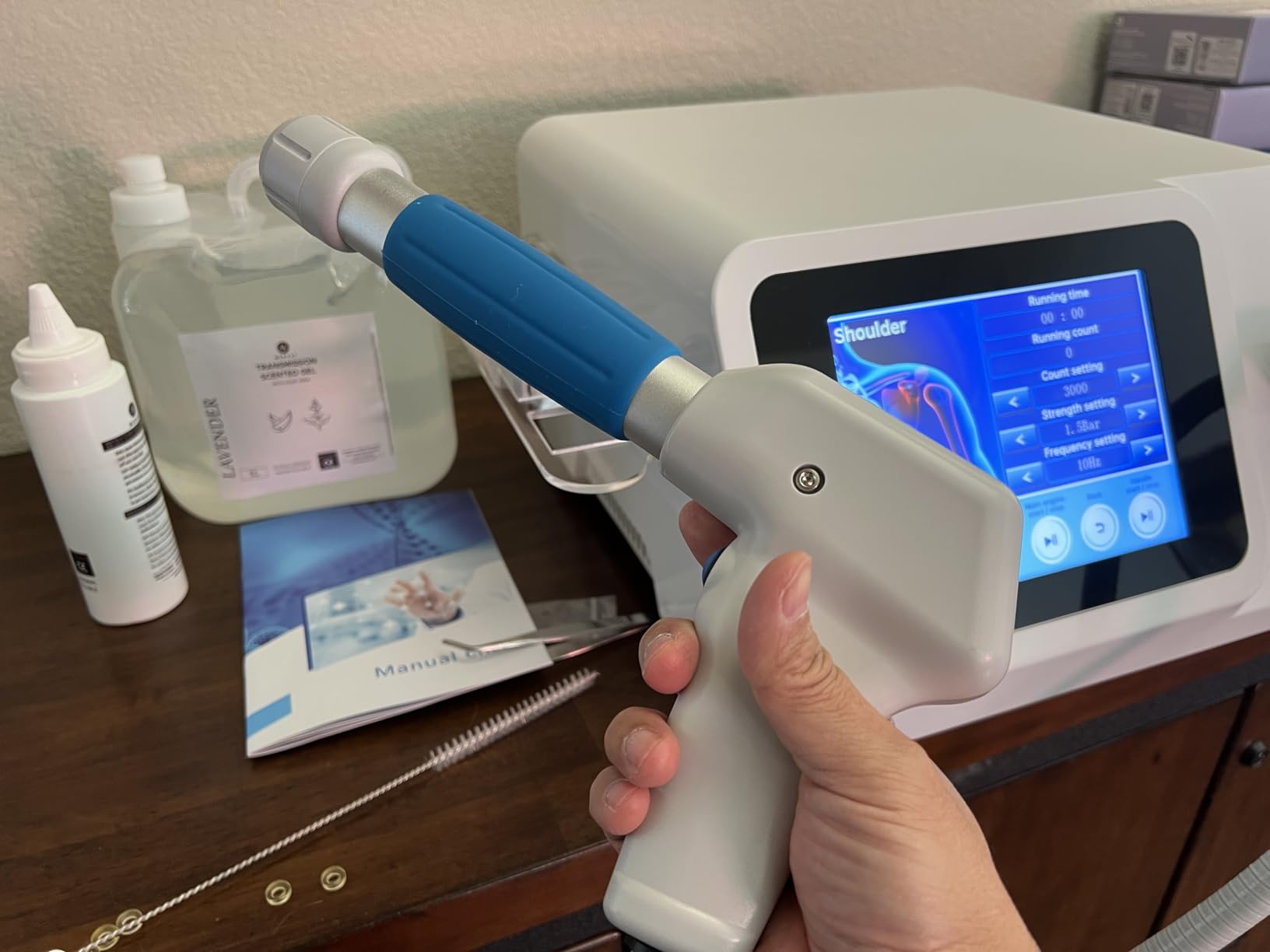 Shockwave Therapy Machine for Muscles and Joints | Full Metal Host for Stable and Stronger Energy Output, Safe and Easy to Use ,Non-Invasive, No Side Effects customer photo 2
