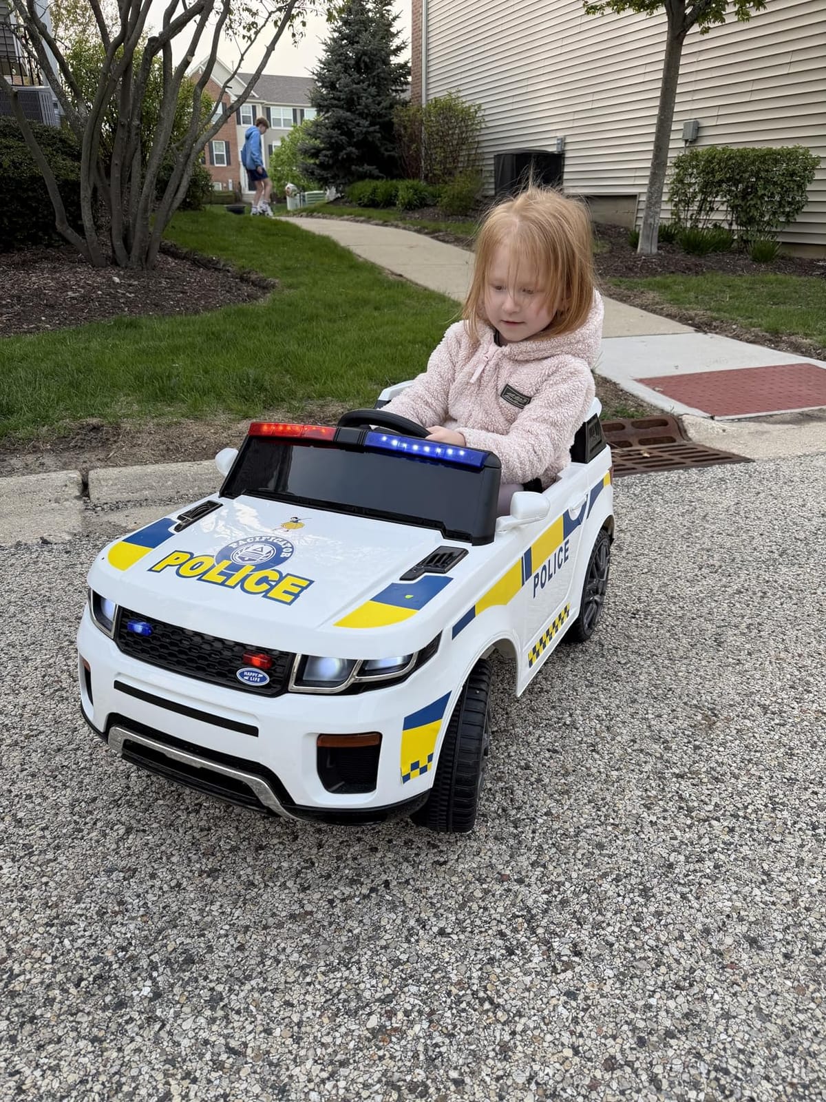 12V Kids Ride On Police Car with Remote Control Electric Police Car customer photo 1