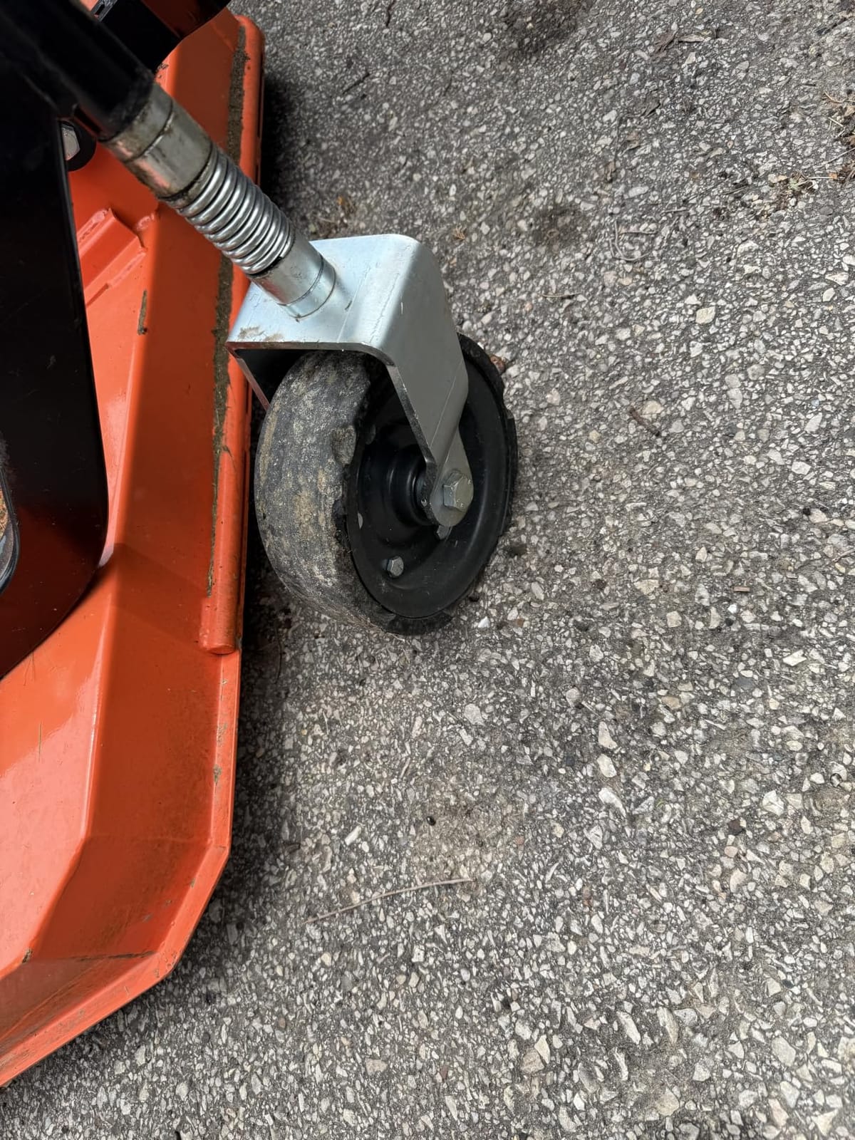 3 Point PTO 60'' Working Width Finish Mower Attachment for 18-50hp Tractor, Category 1 Hitch, 4-Tires, 0.4'' - 4.5'' Adjustable Cutting Height, Model FM150 customer photo 1