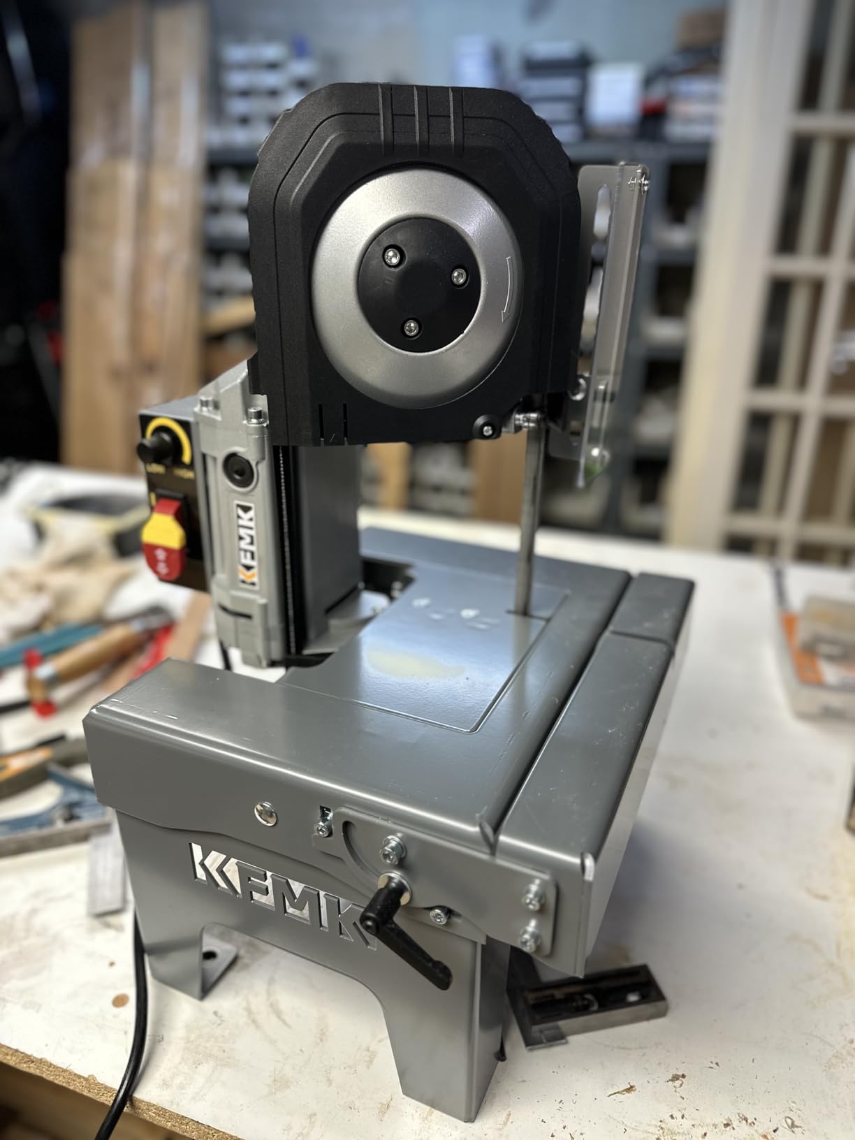 Tabletop Band Saw, 5'' Cutting, 137-472 FPM, 10A Motor Metal Bandsaw | Variable Speed, adjustable speed, Cutting Metal, Wood & PVC, liftable worktable, deep cut, benchtop, LED spotlight customer photo 2