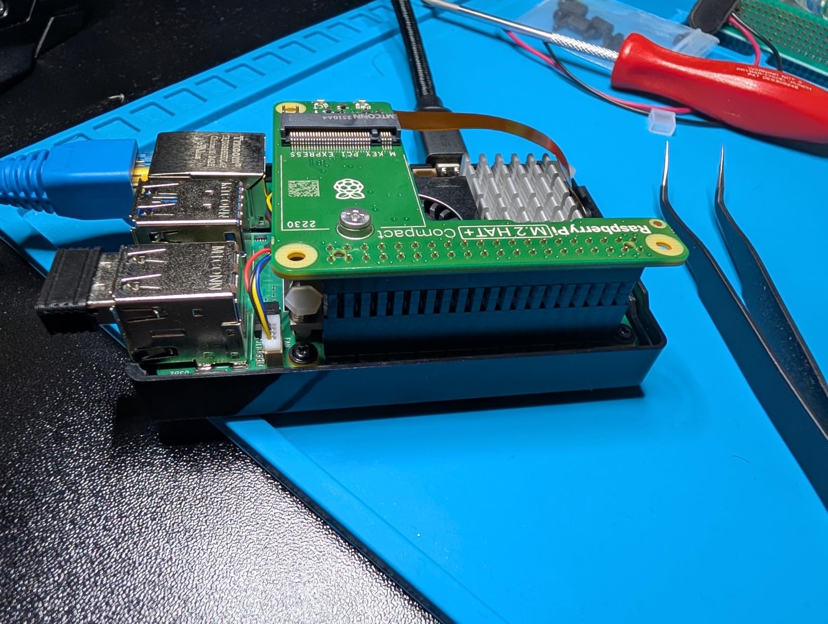 RasTech Raspberry Pi 5 Kit 8GB RAM with Pi 5 Case,Active Cooler,Screwdrive and Pi 5 8GB Board Included customer photo 2
