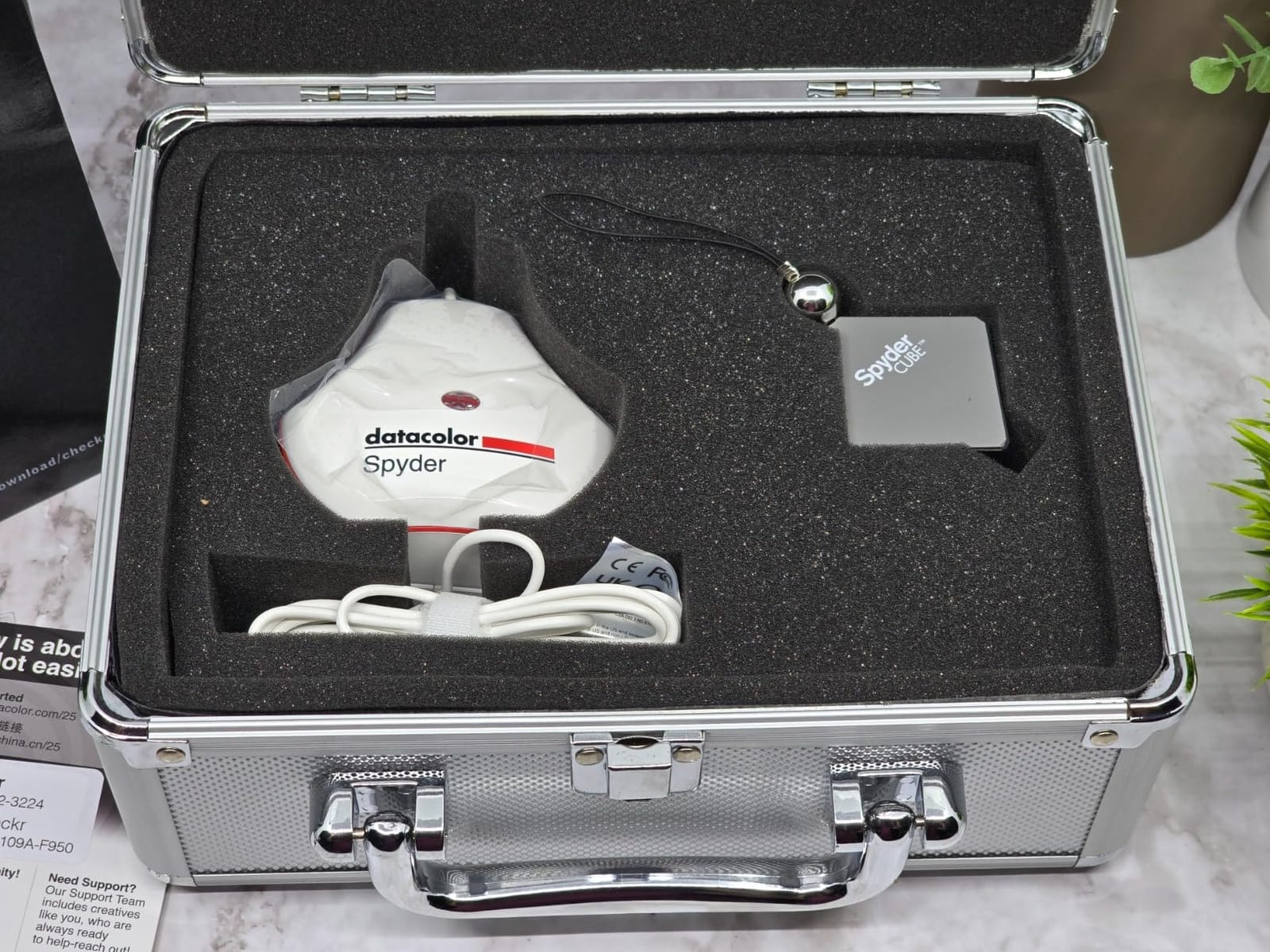 Datacolor Spyder Celebration Kit - Monitor Calibrator & Color Checker | Includes Spyder monitor calibrator, SpyderCube and SpyderCheckr 24 for full photo color management customer photo 2