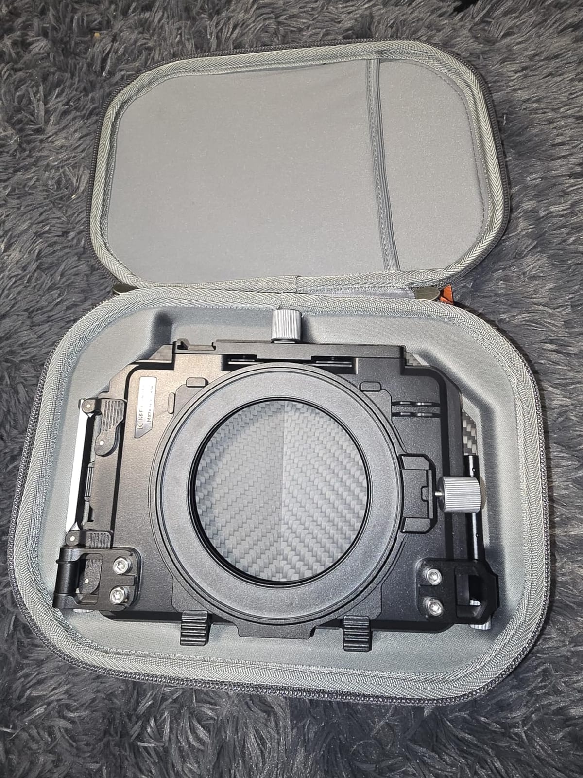 K&F CONCEPT Matte Box with Top Flag Side Wings & Portable Case & Rings | Matte Box with Carbon Fiber Top Flag Side Wings & Square Filters Trays & Portable Case, for 67/72/77/82/95mm Lenses-FM704 customer photo 1