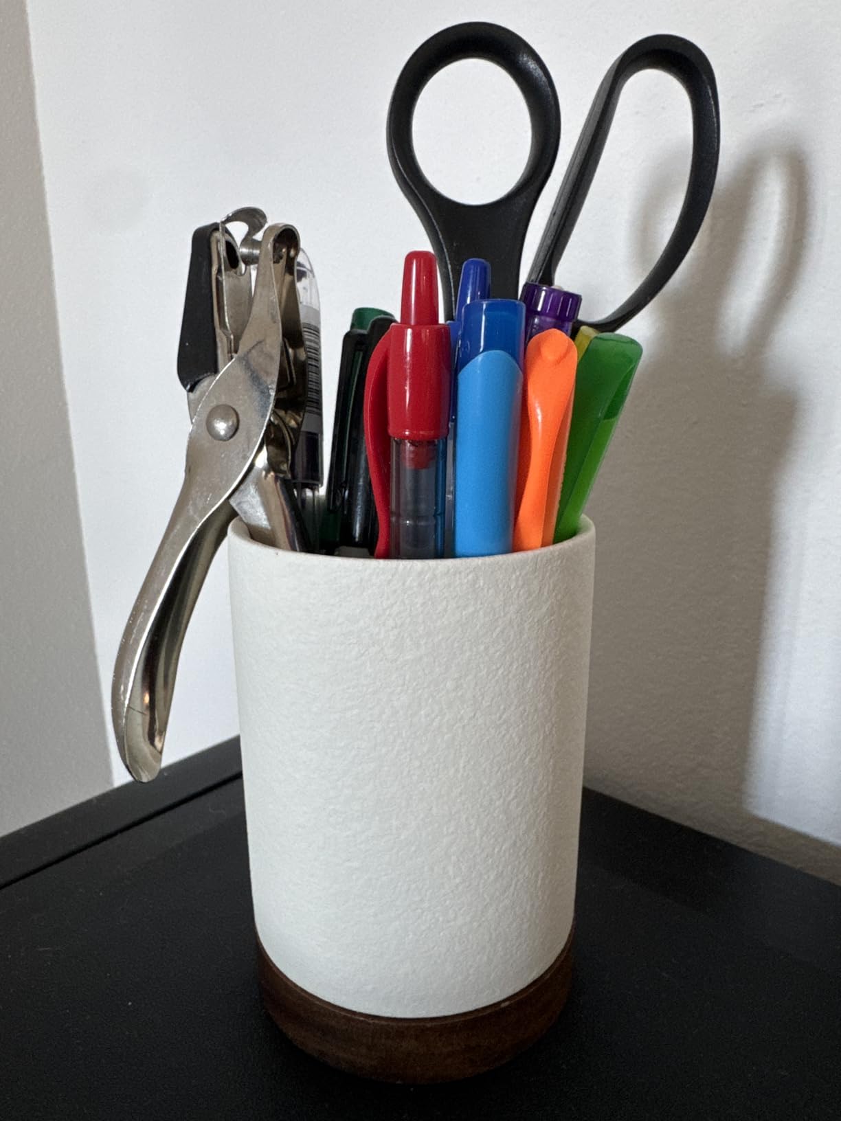 Ceramic Pen Holder for Desk, Pencil Cup, (White, Set / 1) | Organizer and Makeup Brush Holder, Office Decor and Desk Accessories, Perfect Office Organization, Teacher Supplies customer photo 1