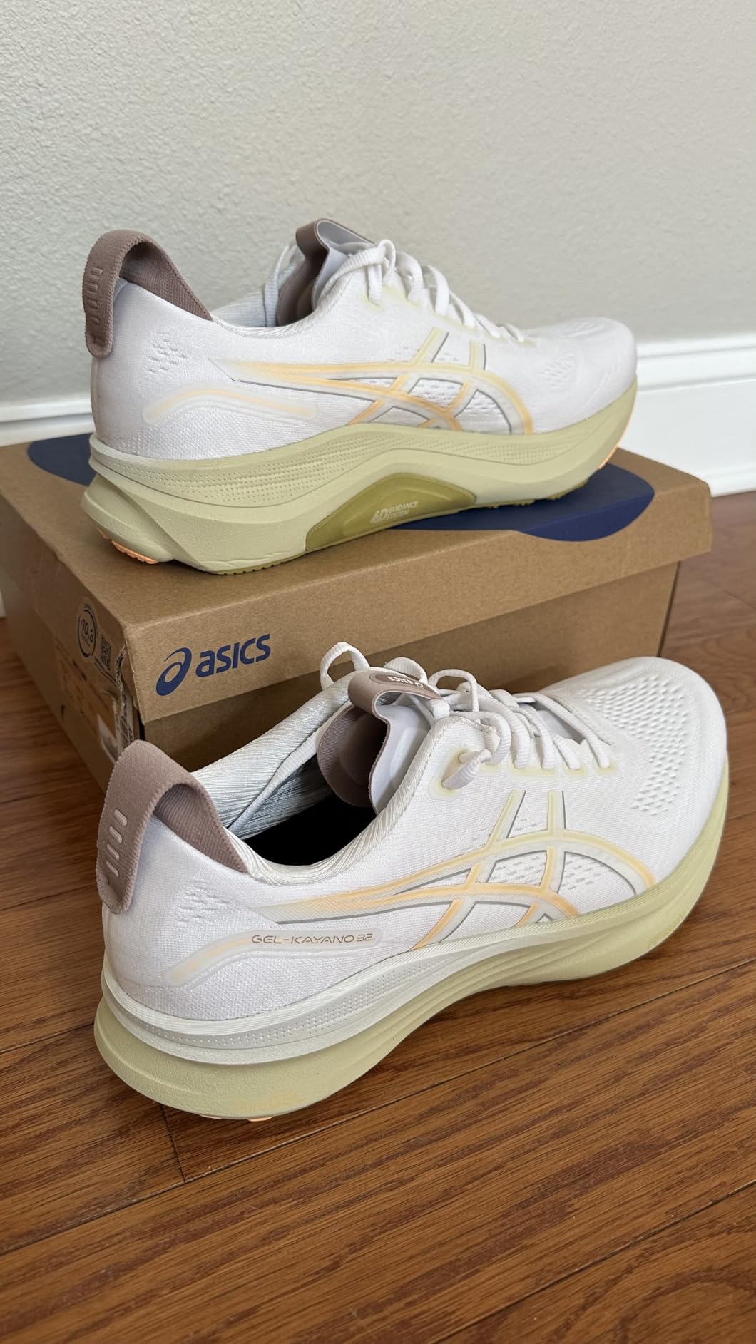 Men's Gel-Kayano 32 Running Shoes customer photo 1
