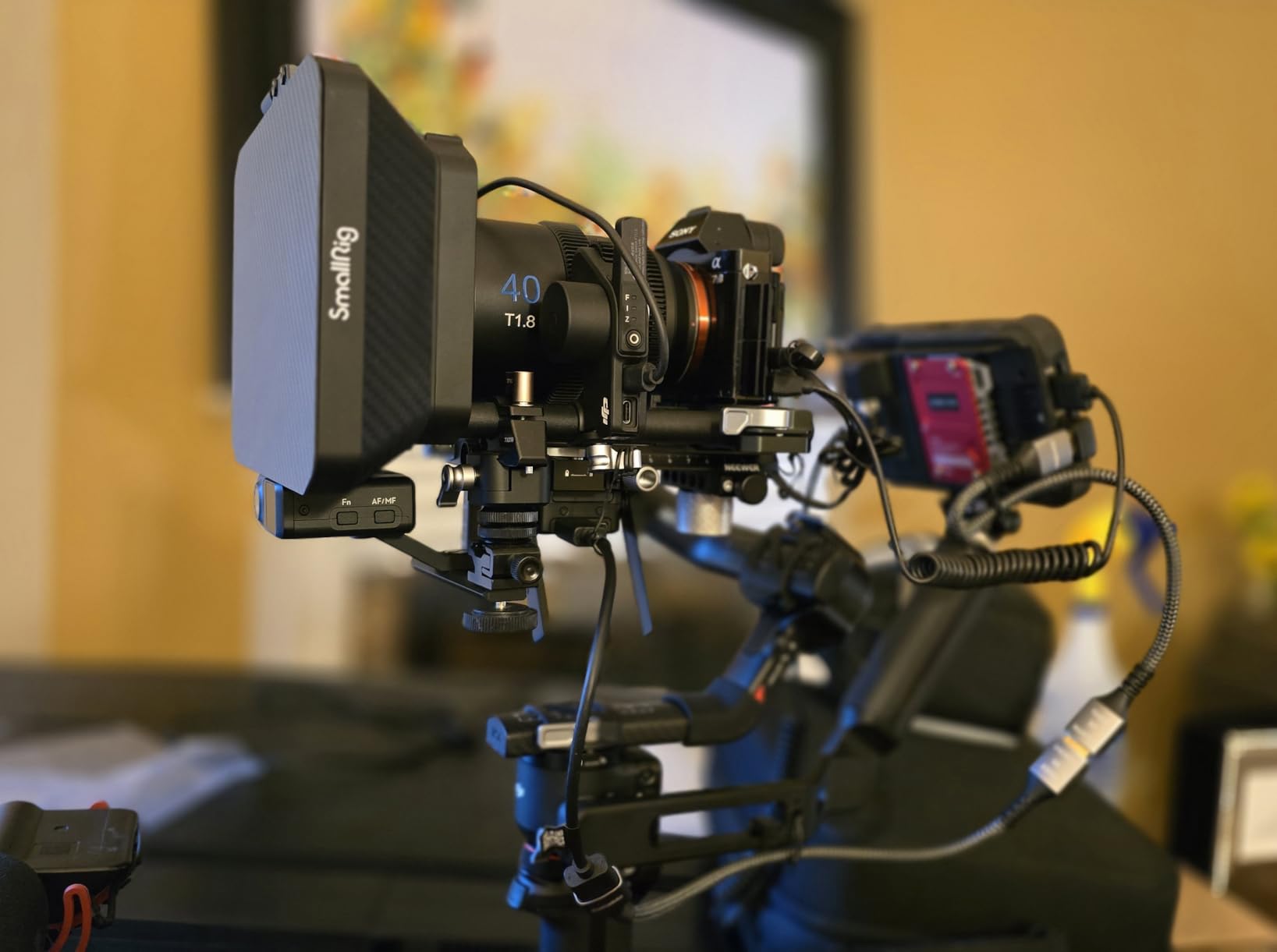 SIRUI 40mm T1.8 1.33X Anamorphic Lens, S35 Autofocus Lens for E Mount Cameras customer photo 1