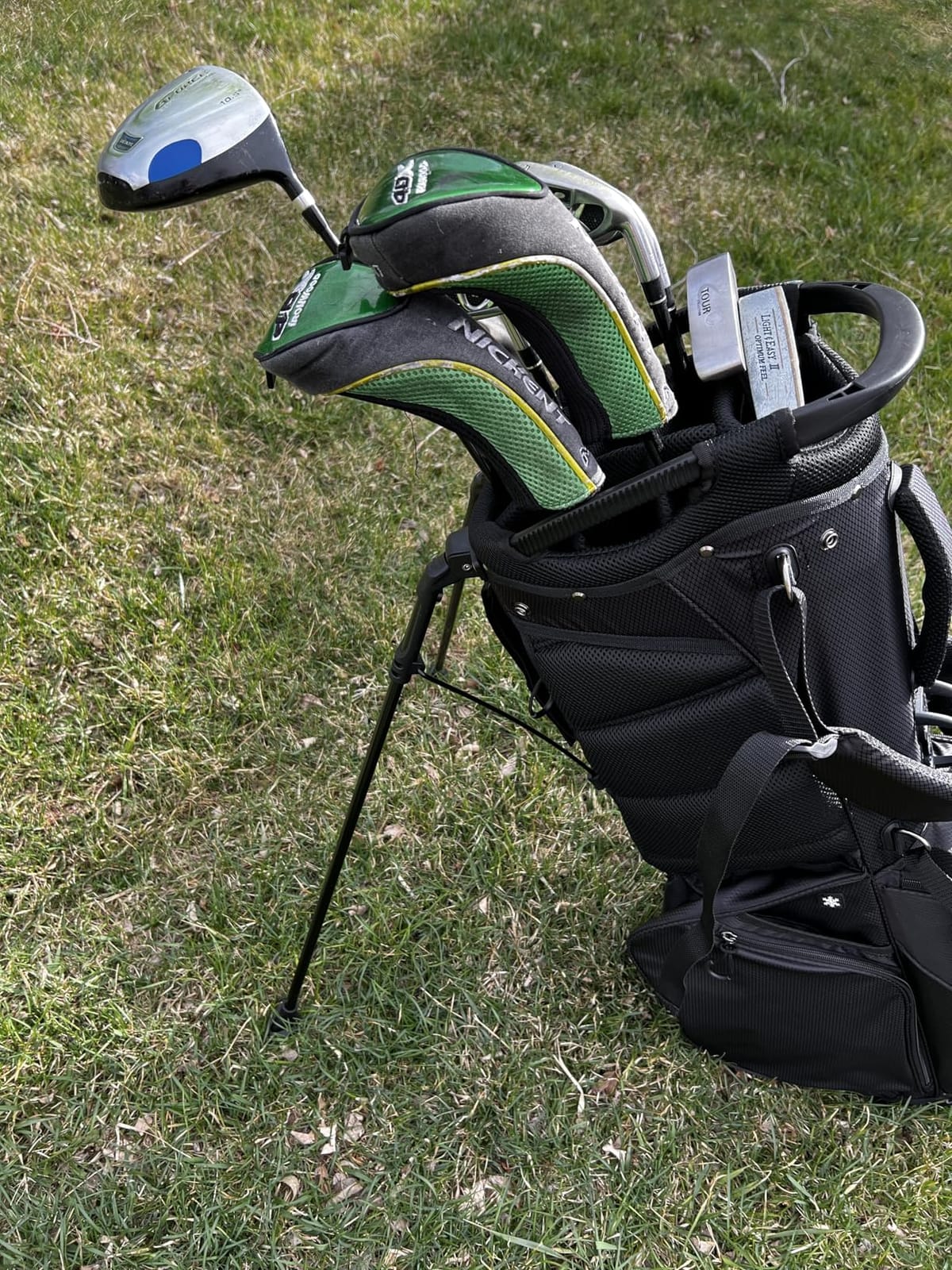 Findway 14 Way Golf Stand Bag, Lightweight Golf Bag with Stand for Men Women, Golf Club Carry Bag with Dual Strap, Rain Cover, Multiple Pockets, Golf Ball Holder customer photo 1